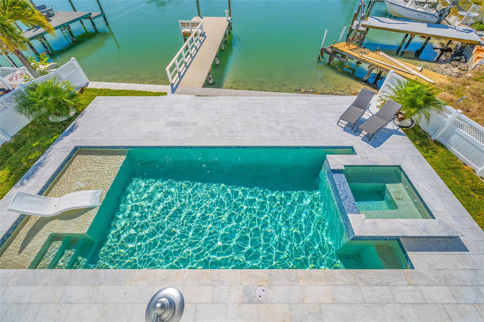 Image 27 of 72 For 11460 7th Street E