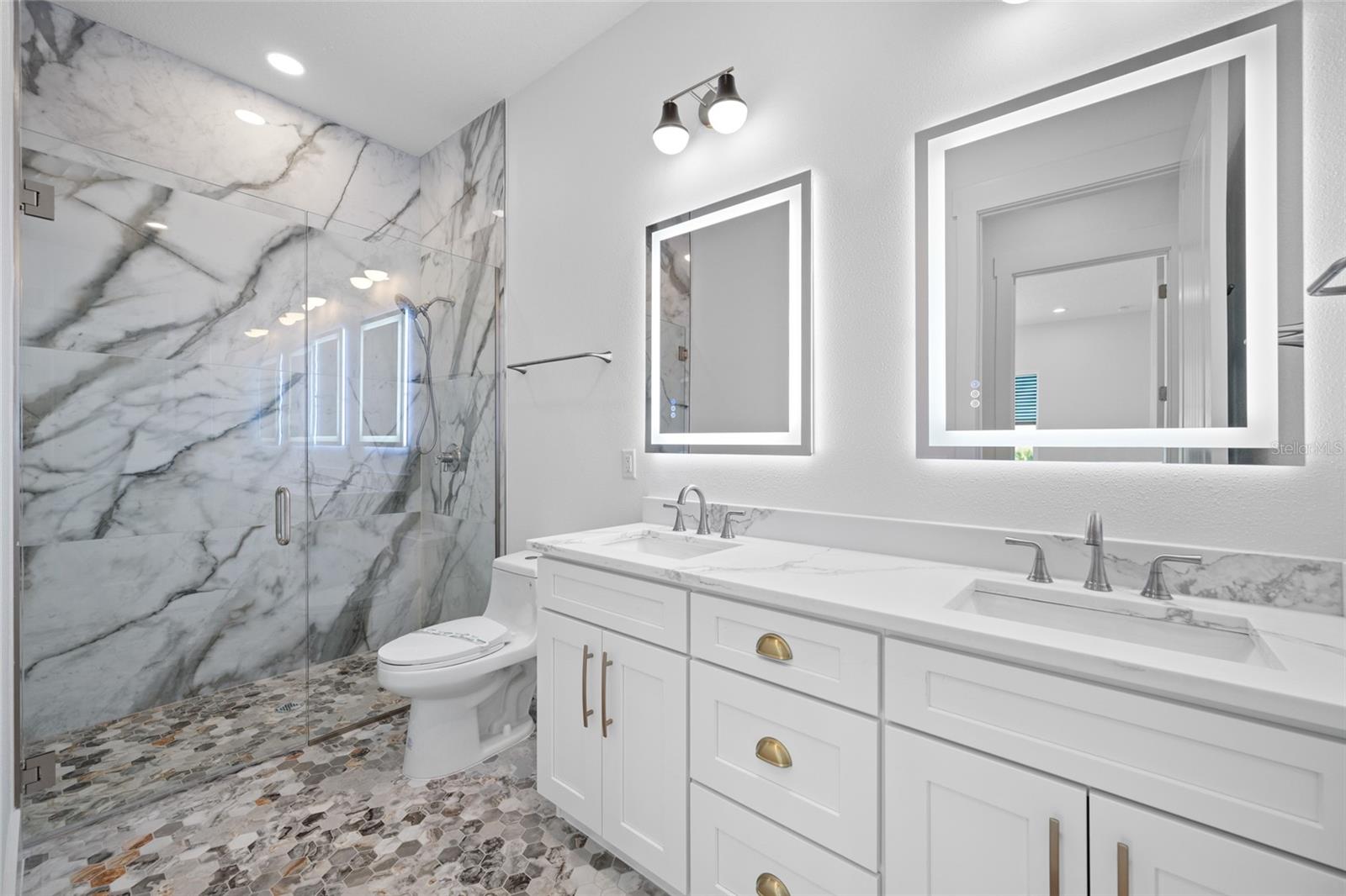 Image 30 of 72 For 11460 7th Street E