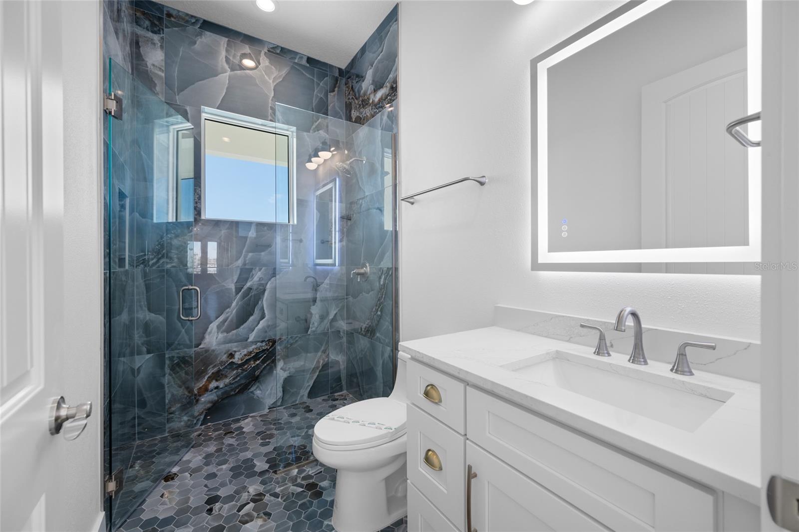 Image 47 of 72 For 11460 7th Street E