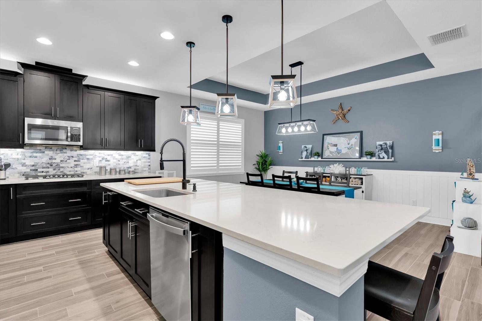 Image 13 of 73 For 3867 Villamore Lane