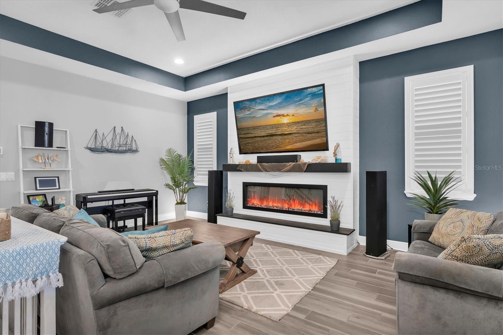 Image 17 of 73 For 3867 Villamore Lane