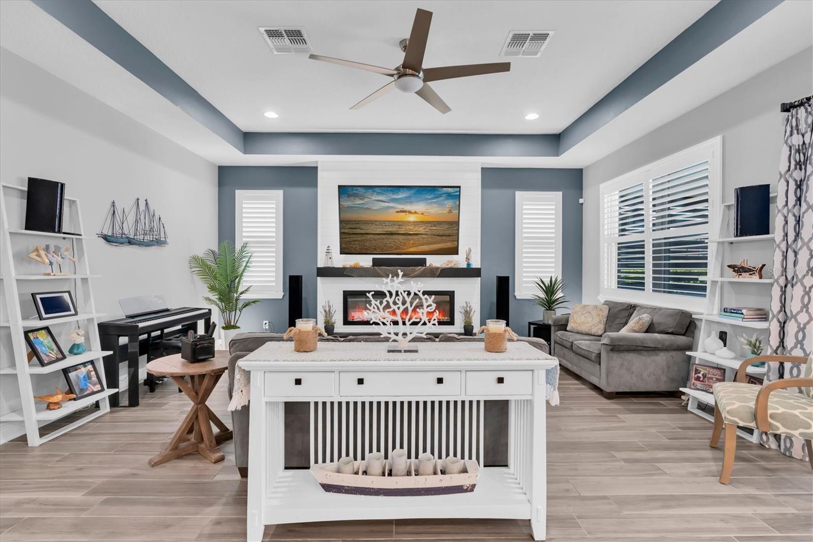 Image 19 of 73 For 3867 Villamore Lane