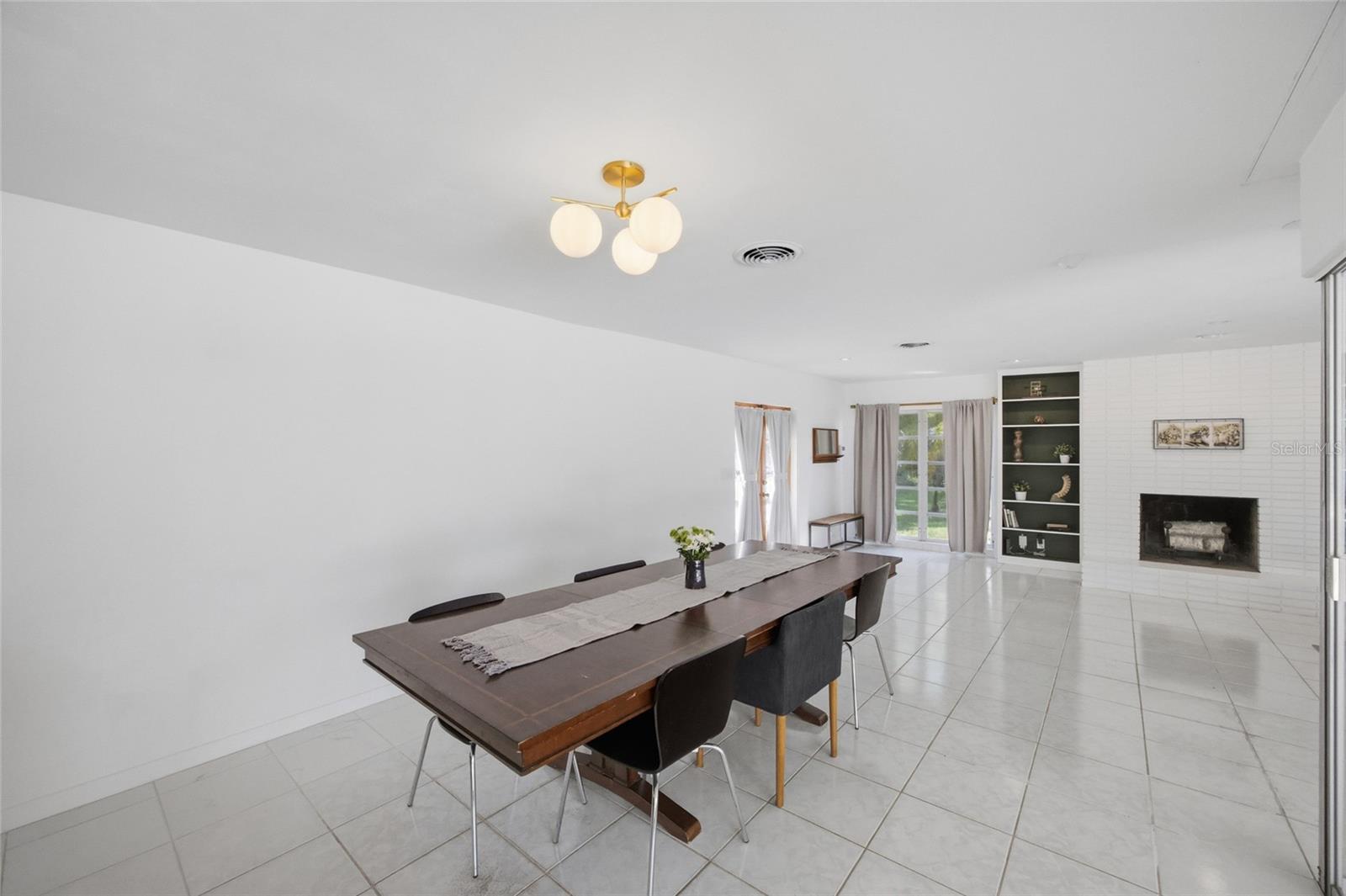 Image 10 of 38 For 615 Fontana Lane