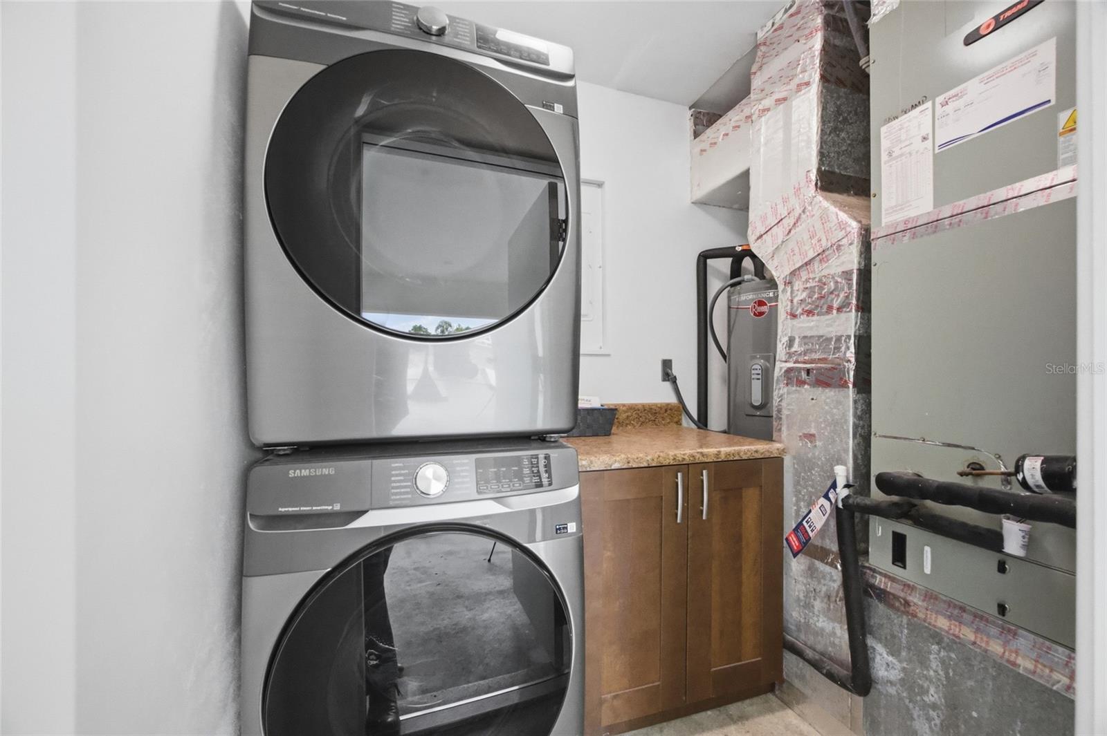 Image 22 of 38 For 615 Fontana Lane