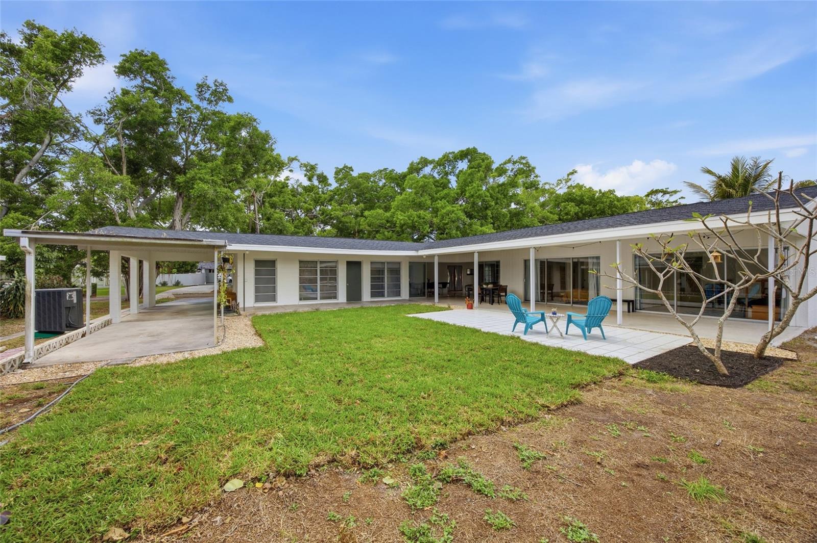 Image 26 of 38 For 615 Fontana Lane