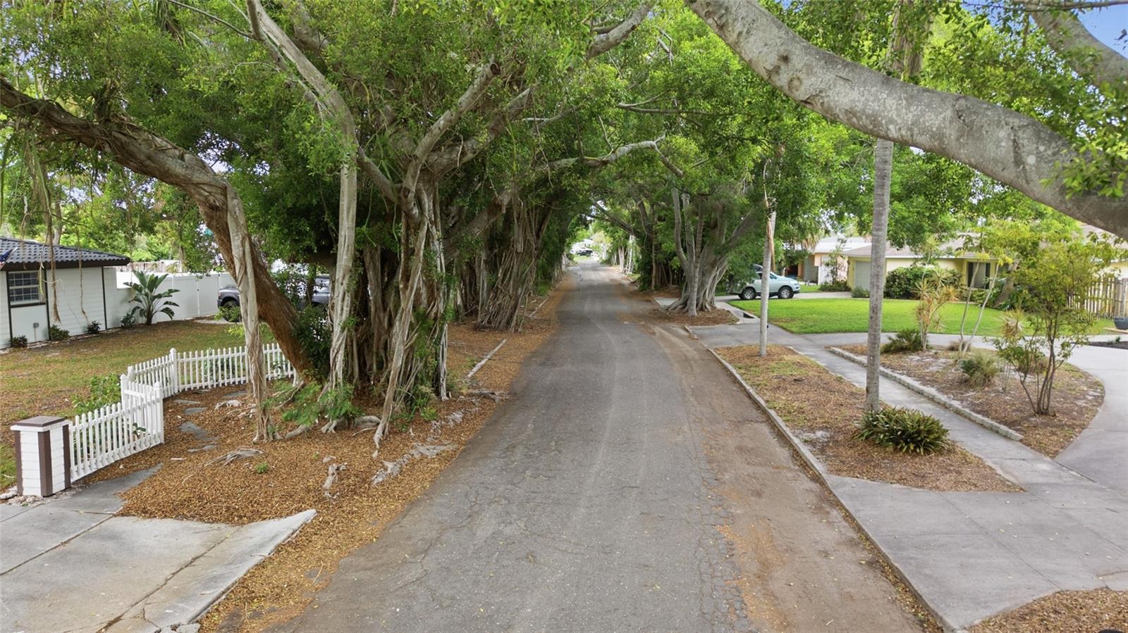 Image 37 of 38 For 615 Fontana Lane