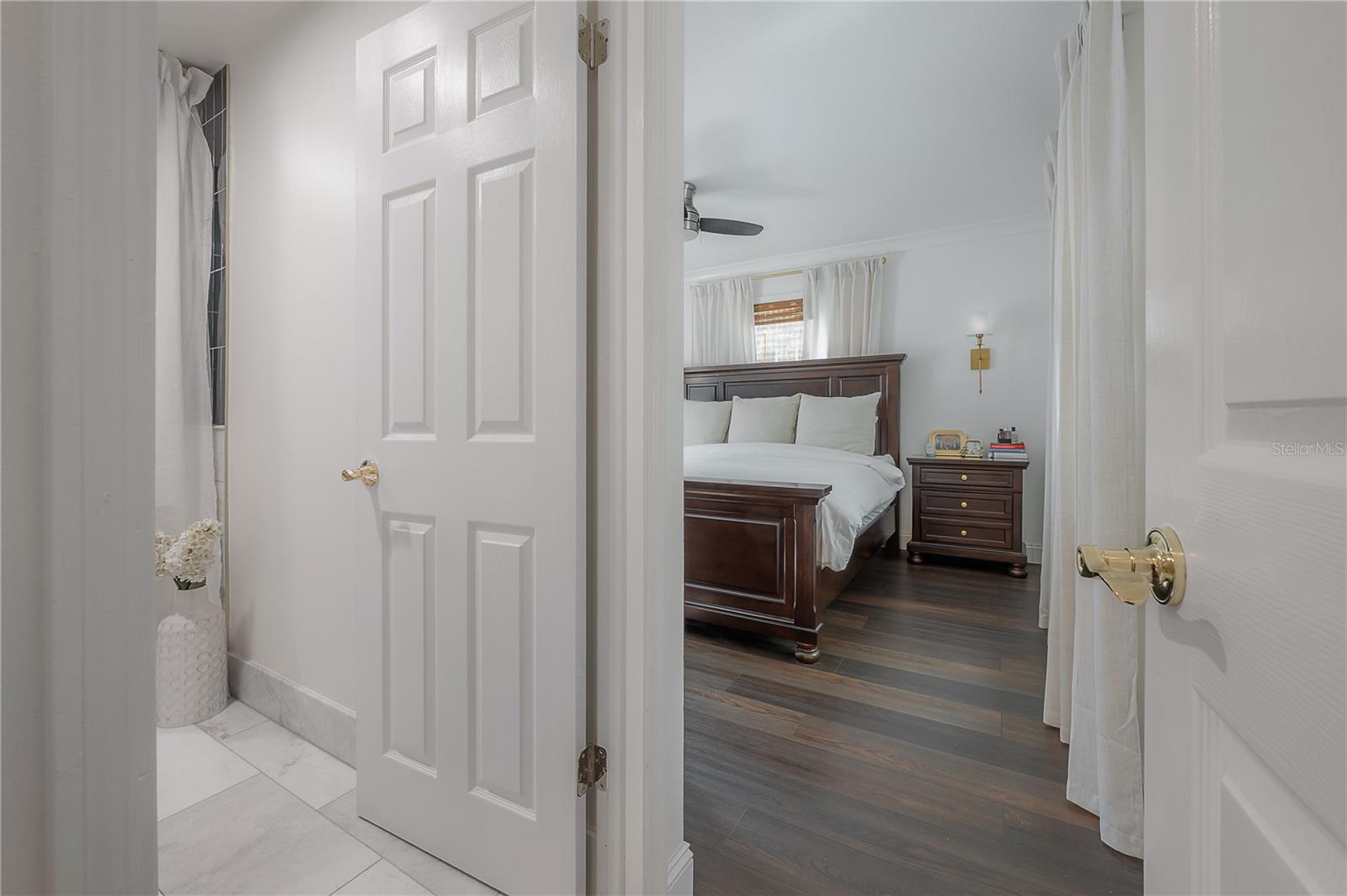 Image 20 of 31 For 502 Amelia Avenue