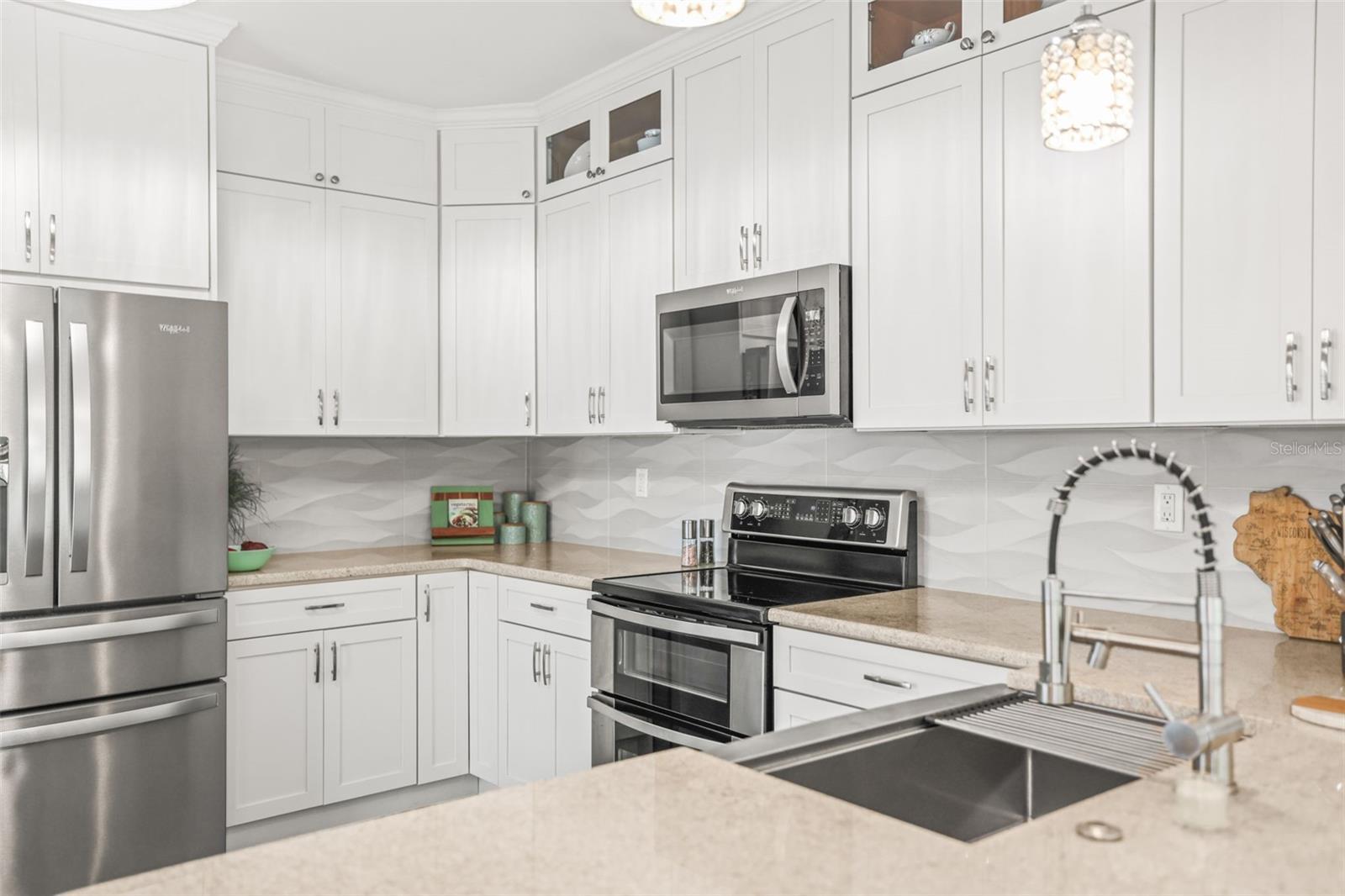 Image 10 of 47 For 641 Wilkie Street