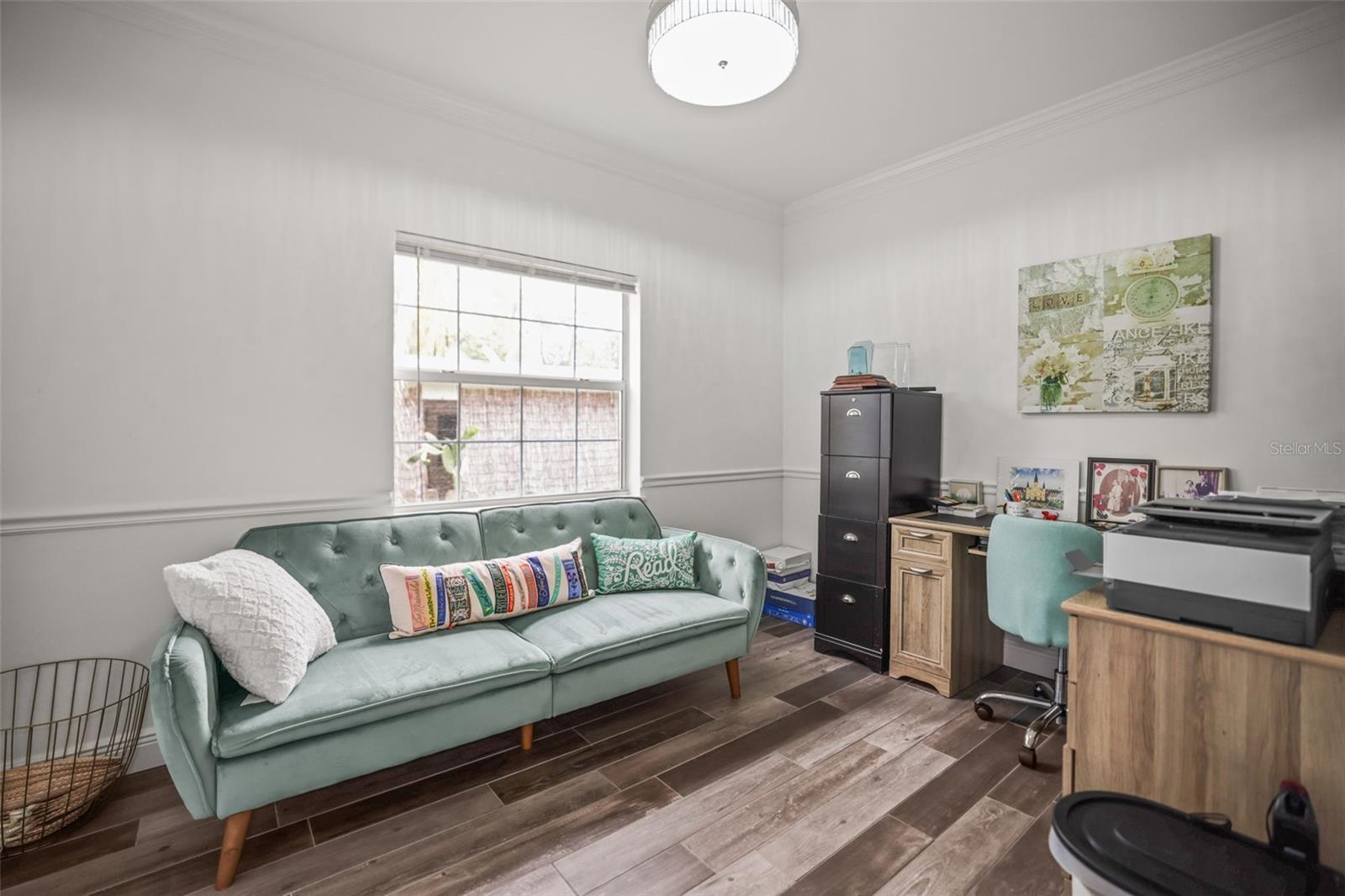 Image 17 of 47 For 641 Wilkie Street