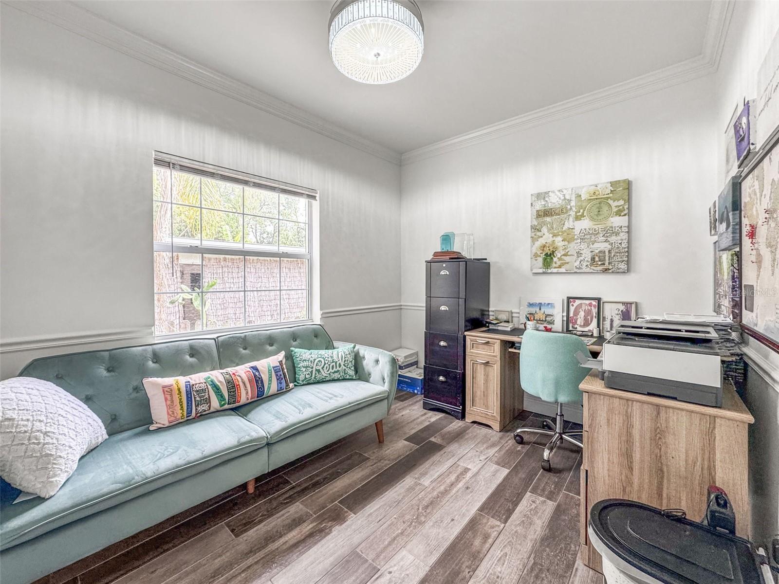 Image 19 of 47 For 641 Wilkie Street