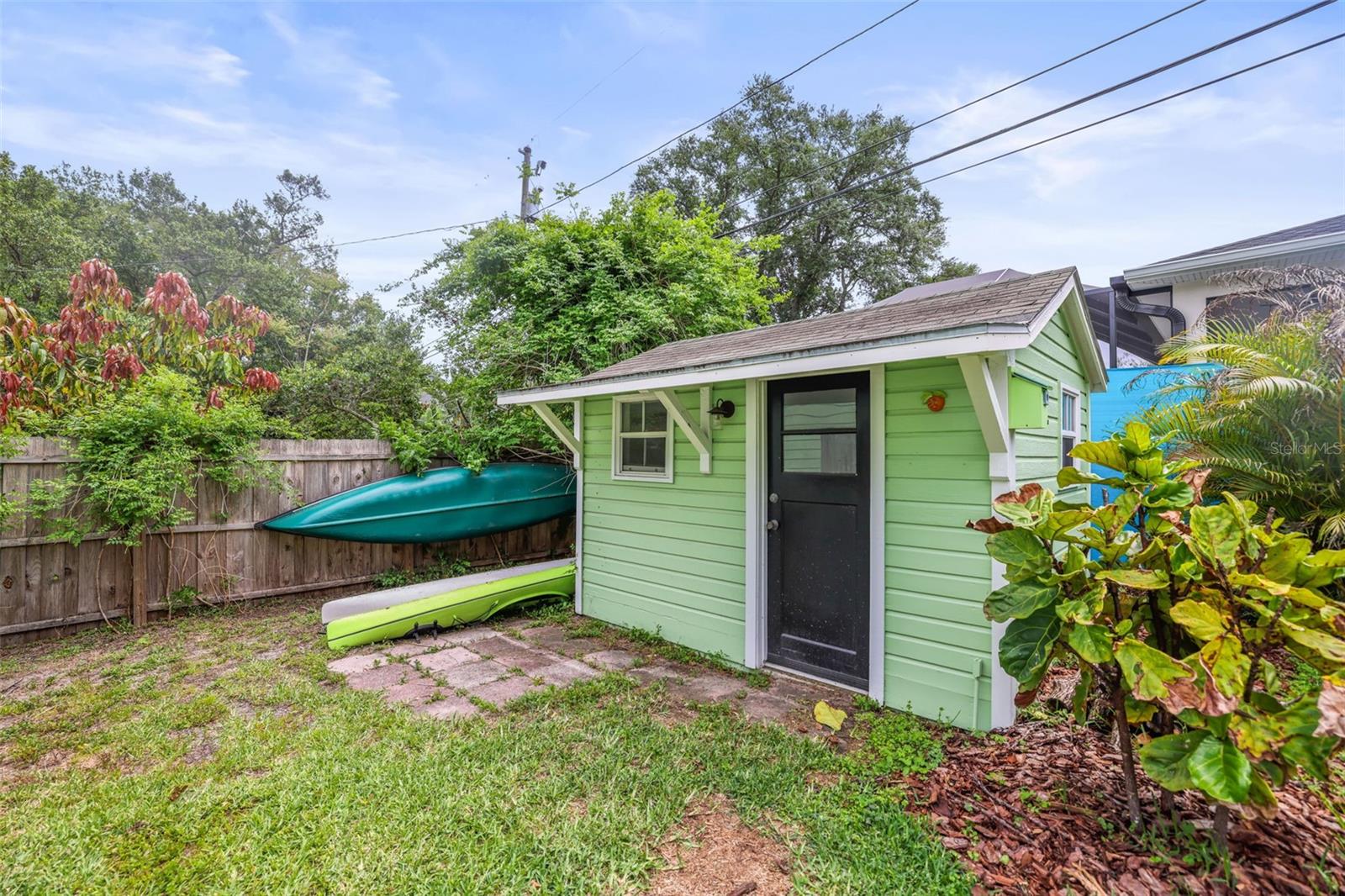 Image 38 of 47 For 641 Wilkie Street