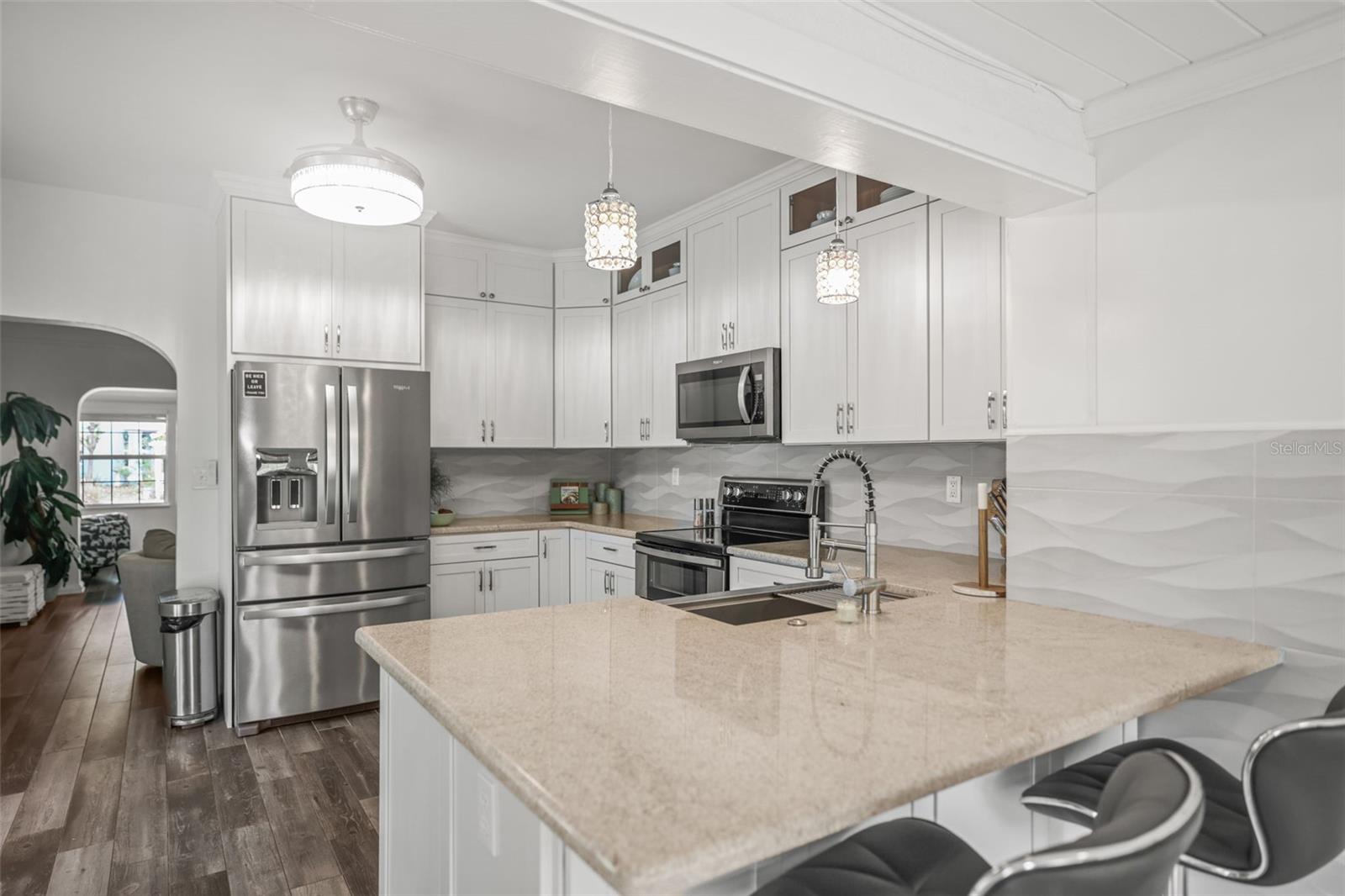 Image 8 of 47 For 641 Wilkie Street