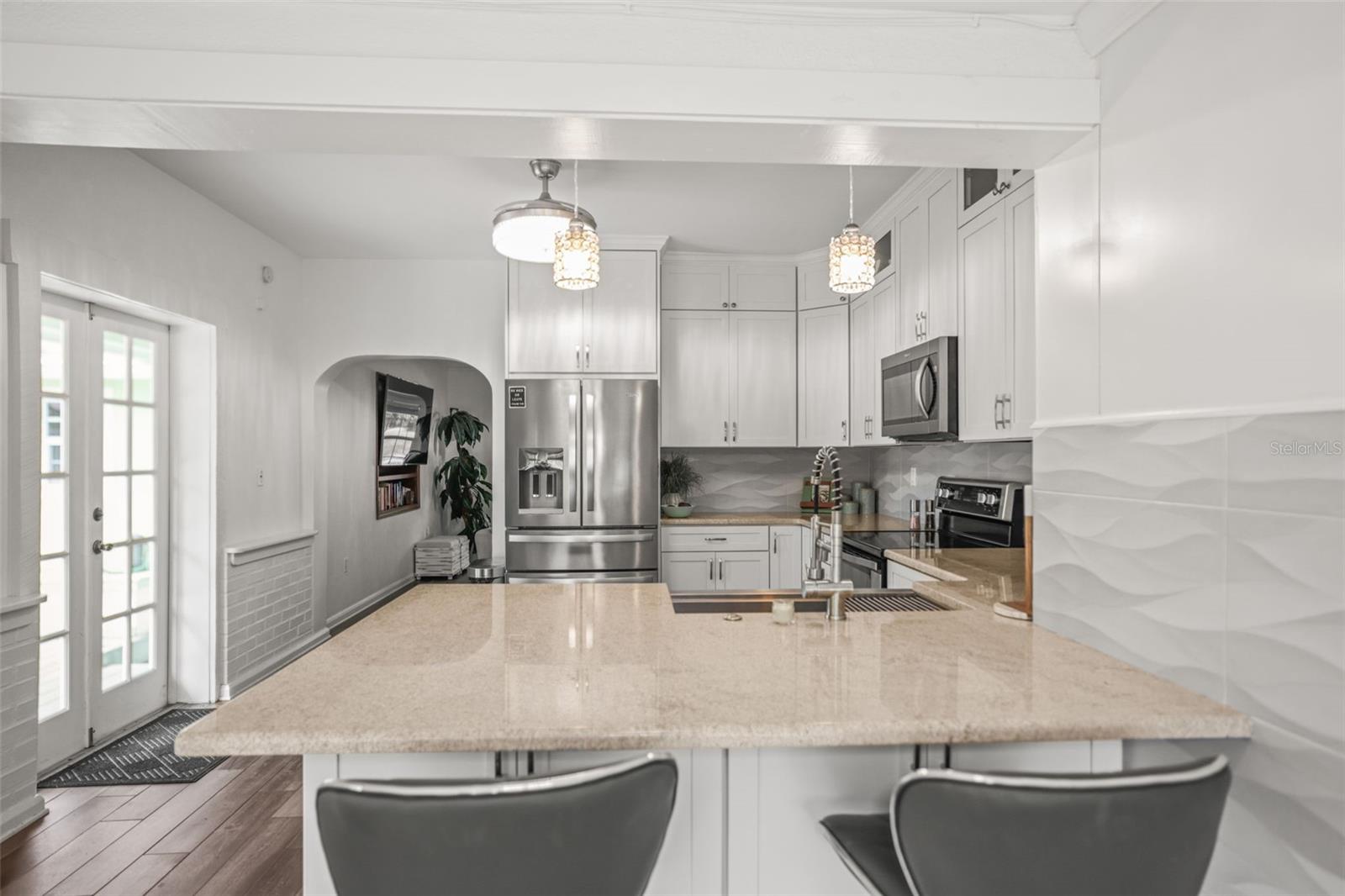 Image 9 of 47 For 641 Wilkie Street