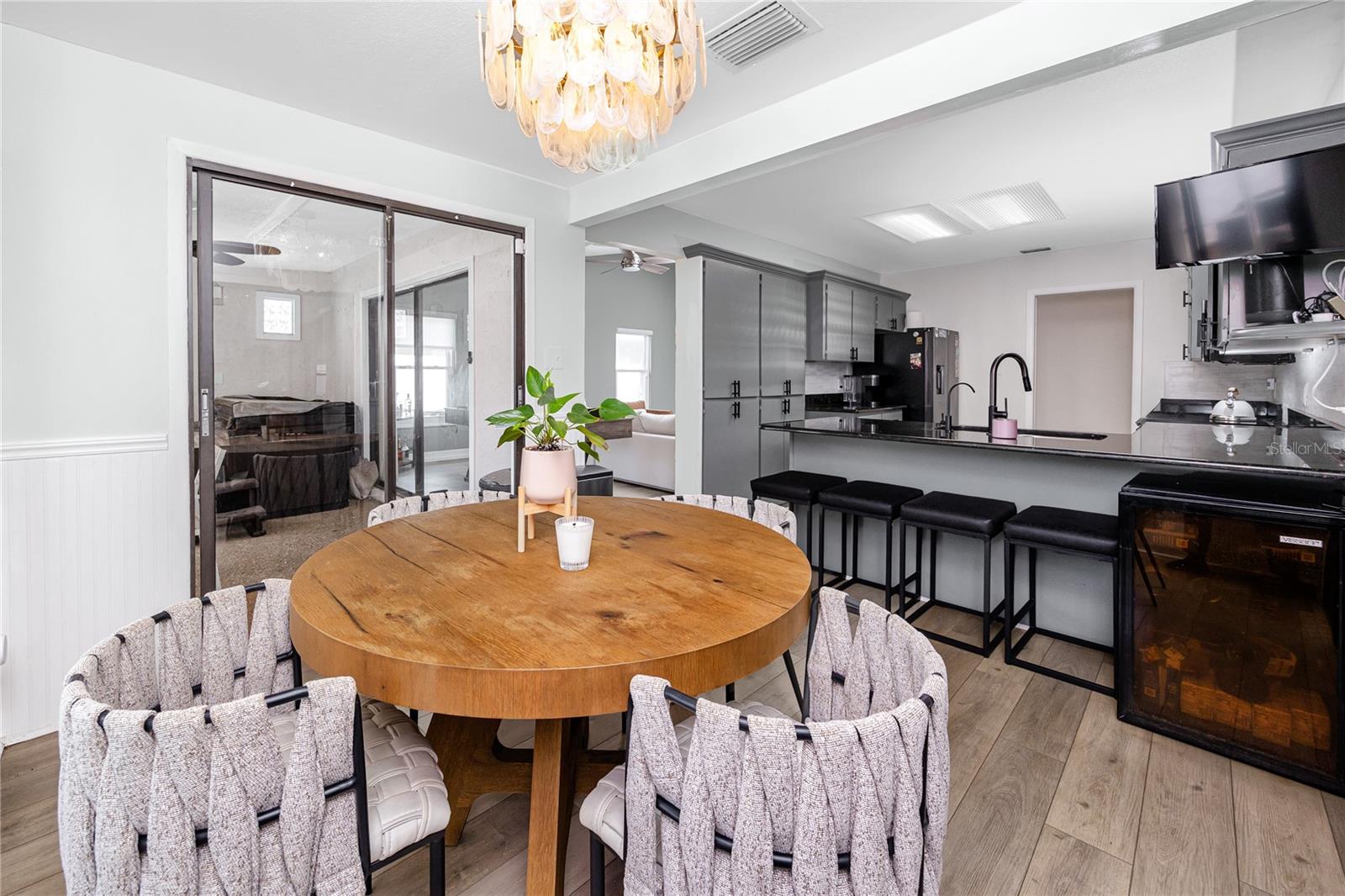 Image 10 of 48 For 27 Summit Lane