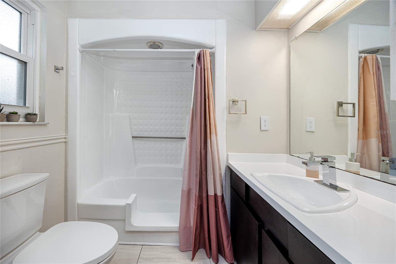 Image 21 of 48 For 27 Summit Lane