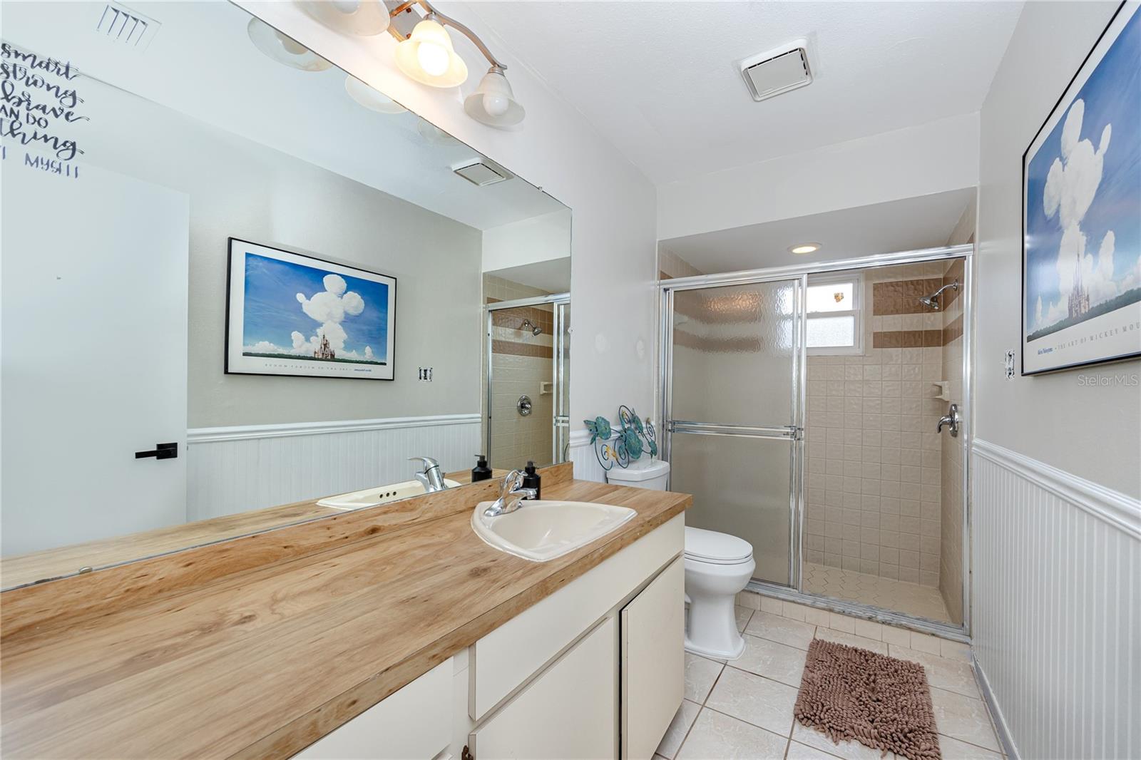 Image 26 of 48 For 27 Summit Lane