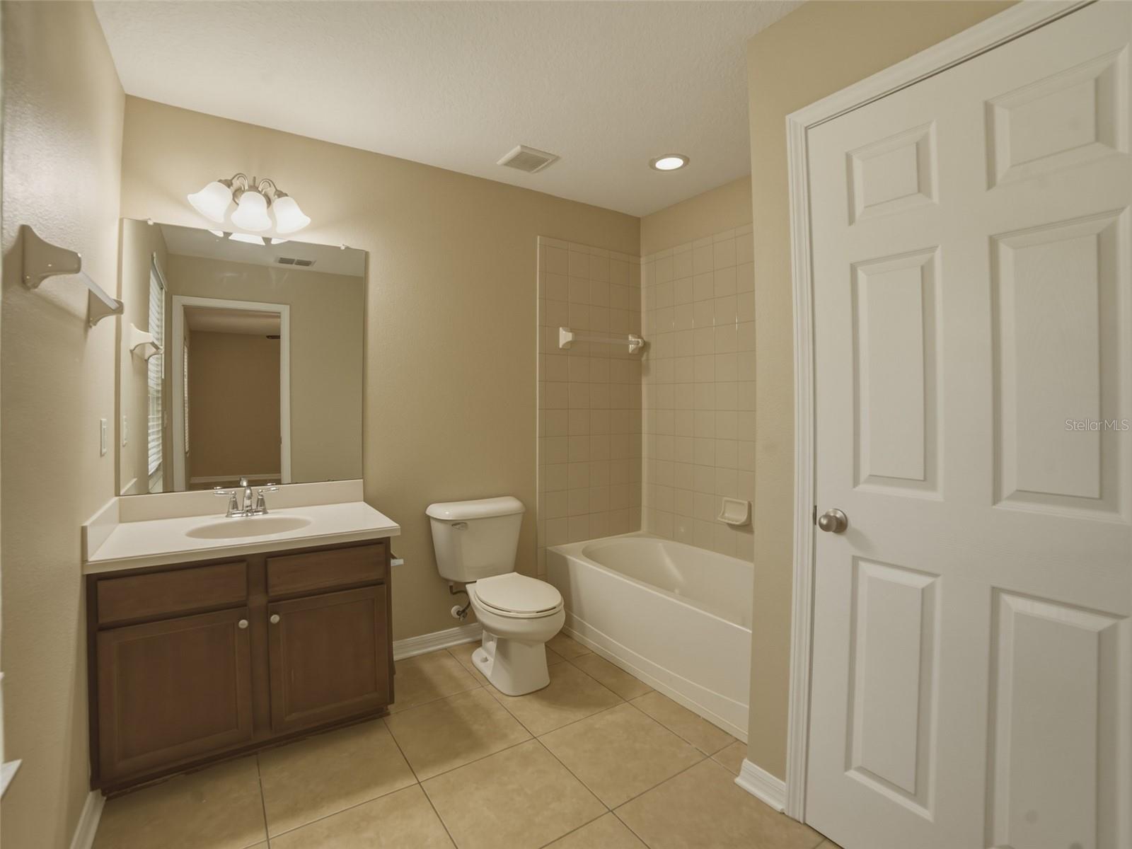 Image 20 of 35 For 5941 Beaconpark Street