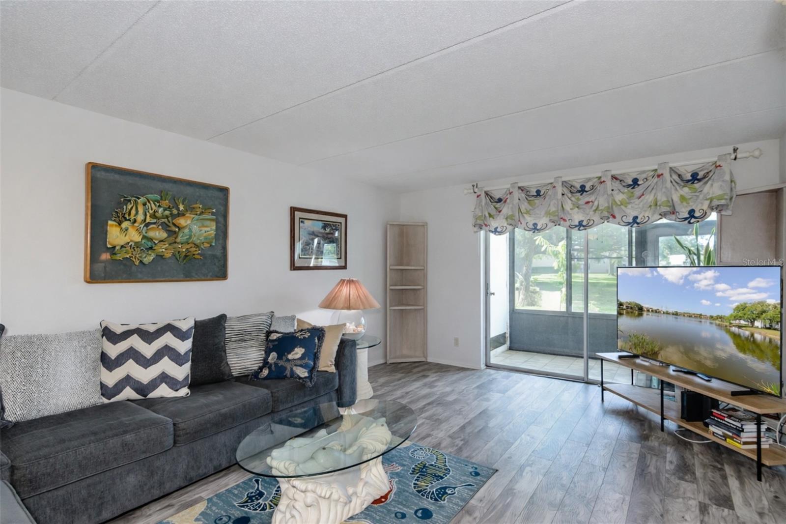 Image 4 of 25 For 207 Cypress Lane