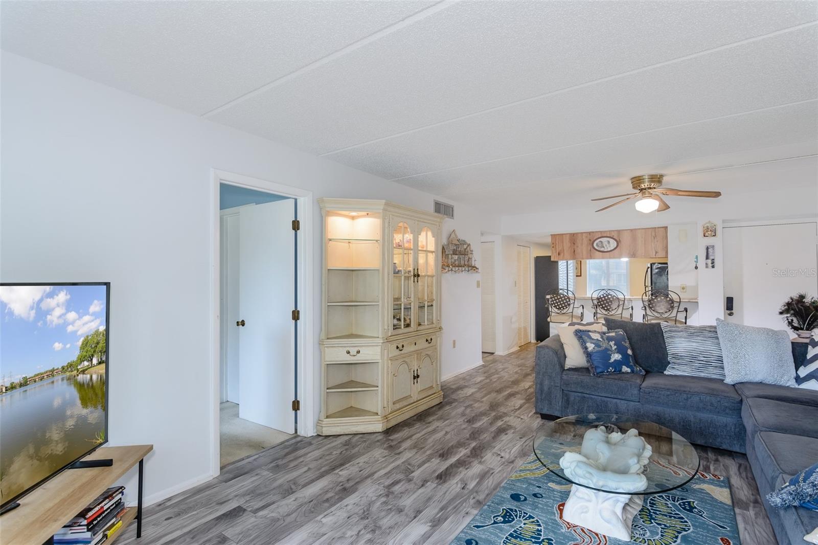 Image 5 of 25 For 207 Cypress Lane