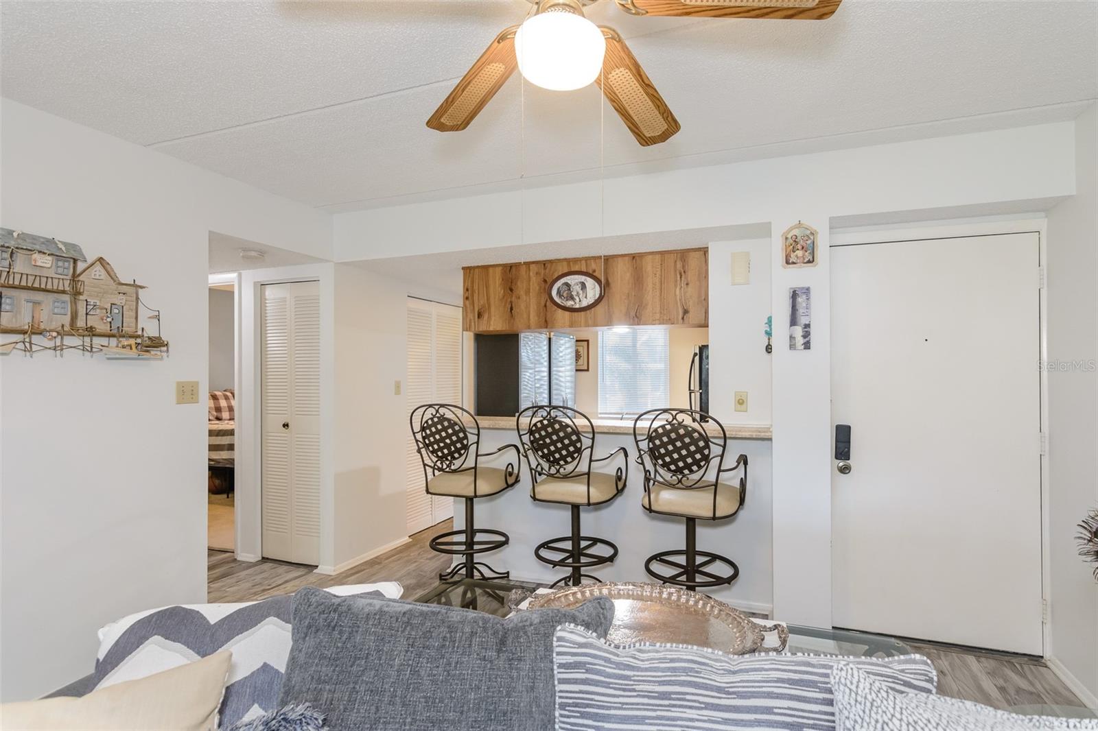 Image 9 of 25 For 207 Cypress Lane