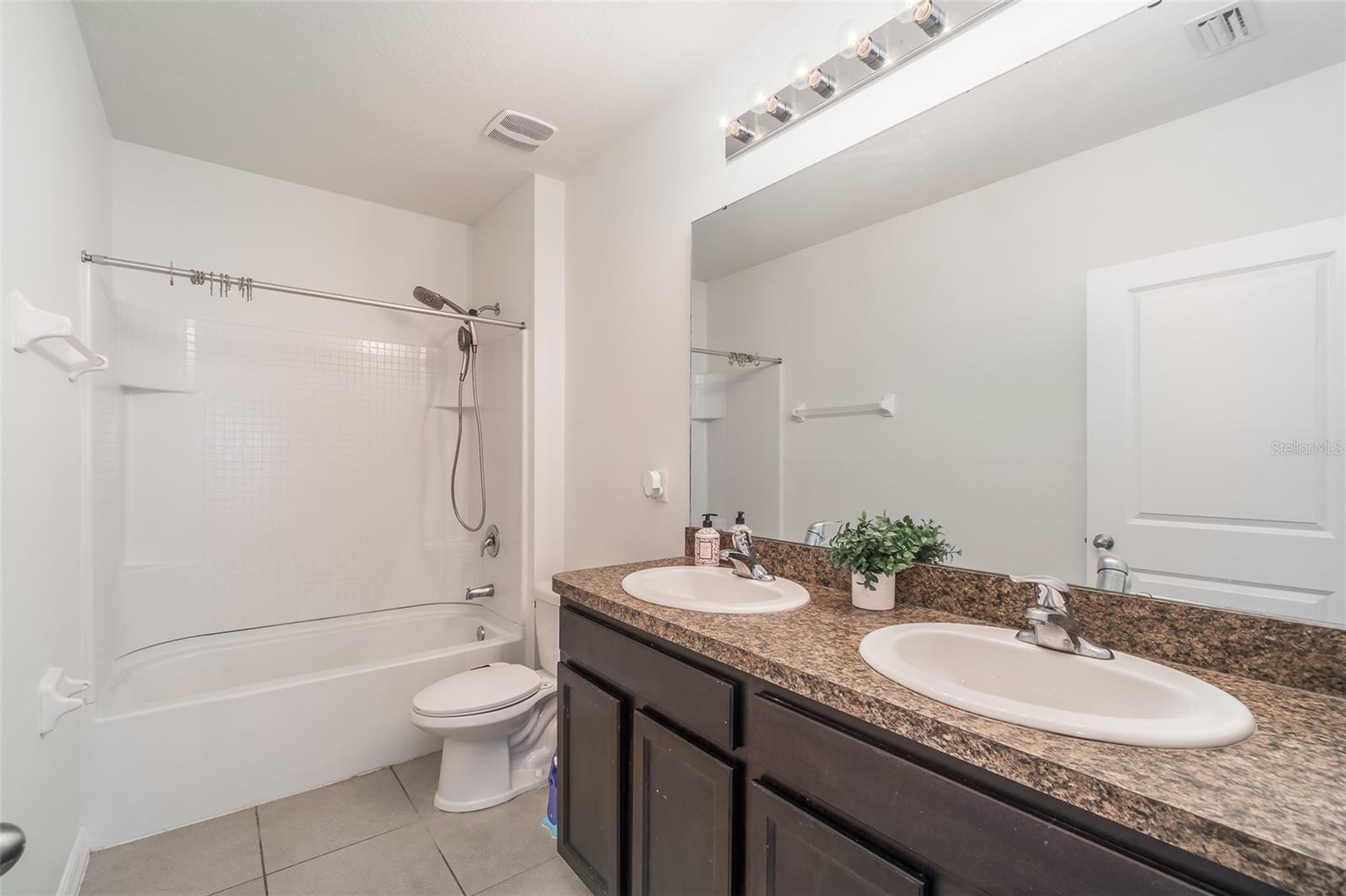 Image 22 of 28 For 210 Cinnamon Bark Place