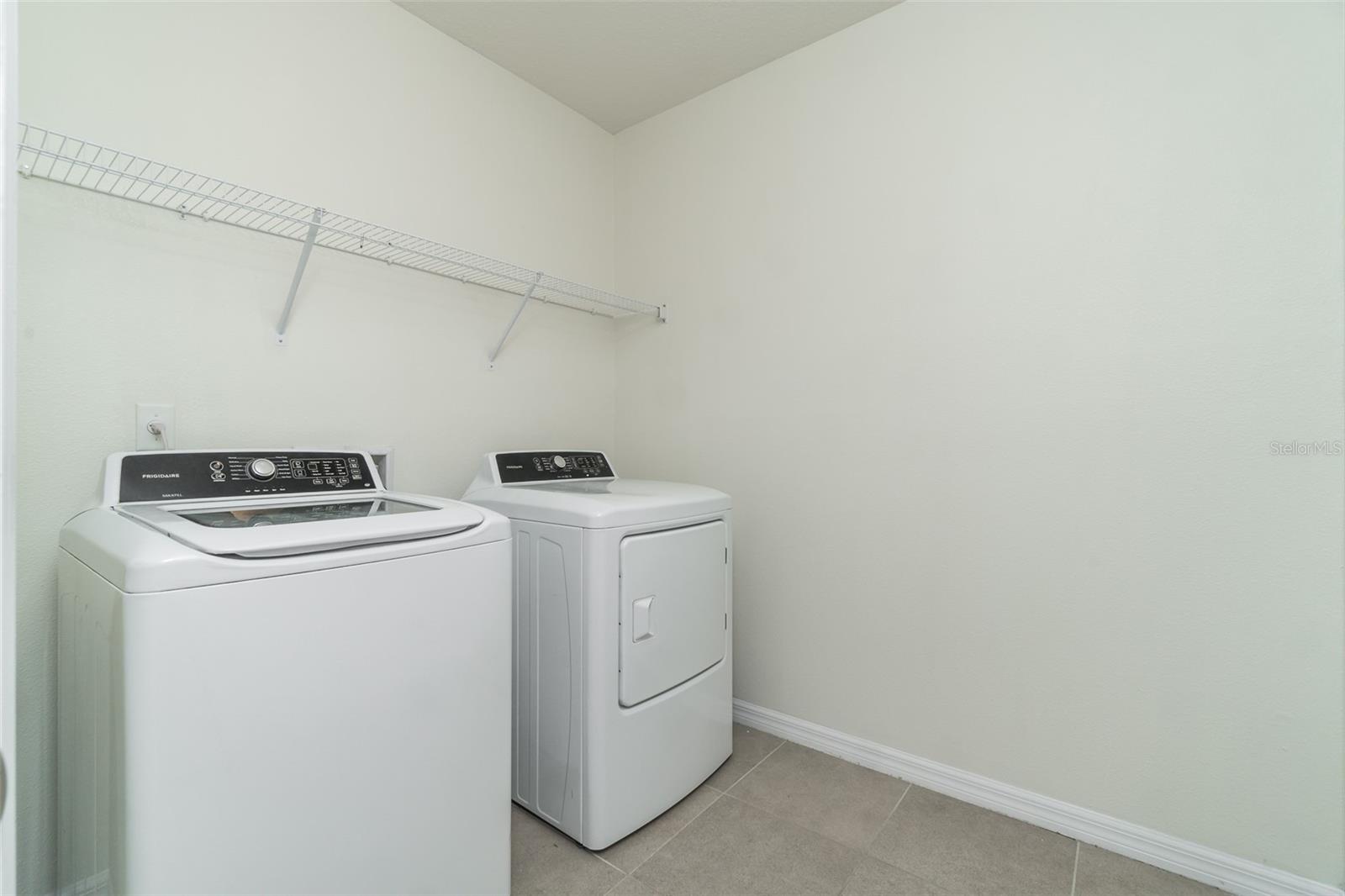 Image 24 of 28 For 210 Cinnamon Bark Place