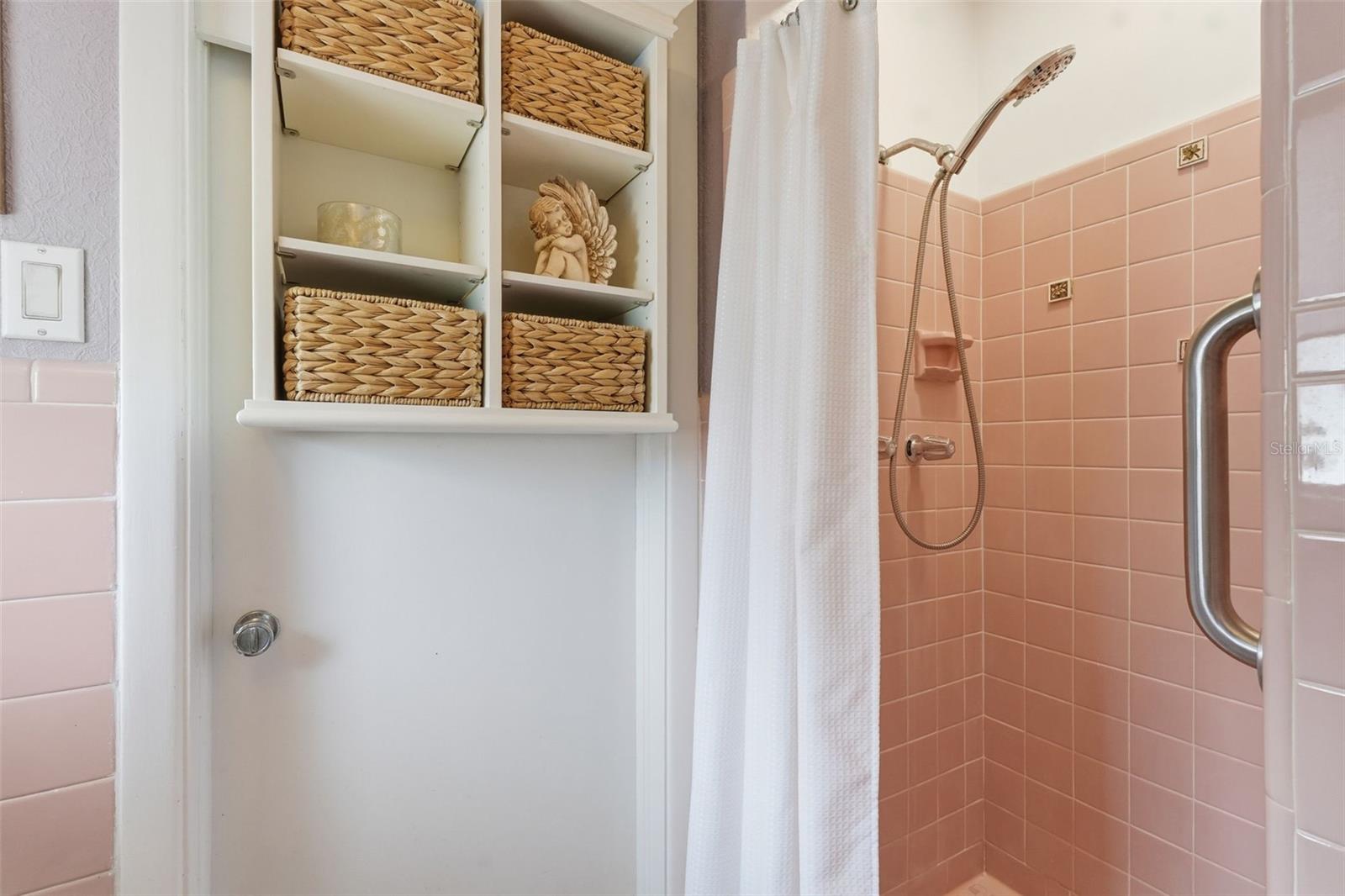 Image 23 of 44 For 700 Spencer Avenue