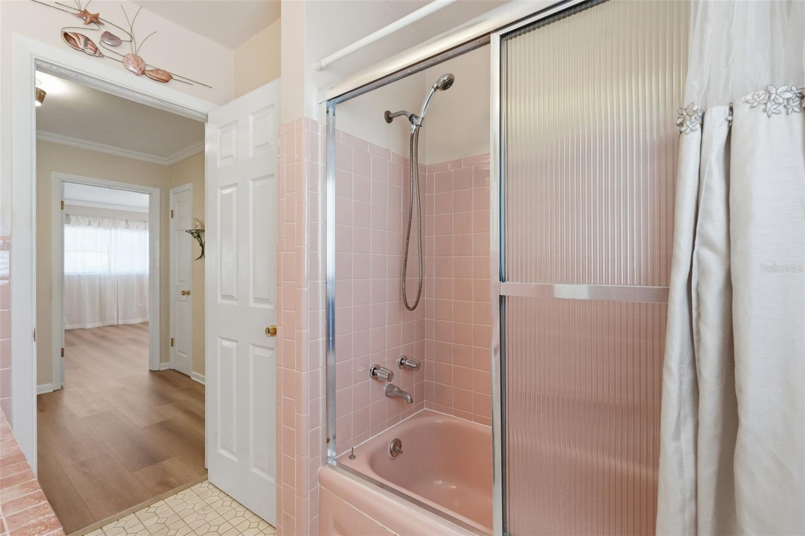 Image 28 of 44 For 700 Spencer Avenue