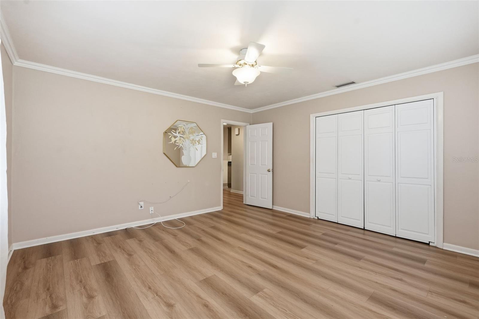 Image 29 of 44 For 700 Spencer Avenue