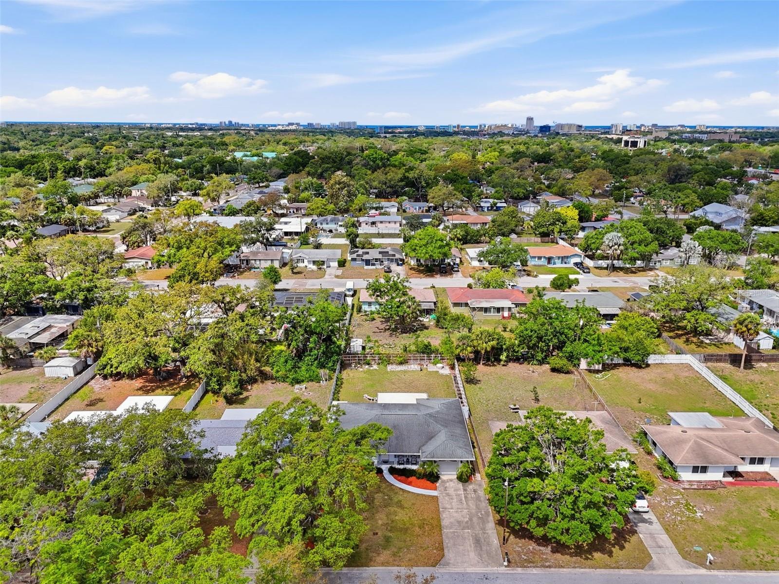 Image 41 of 44 For 700 Spencer Avenue