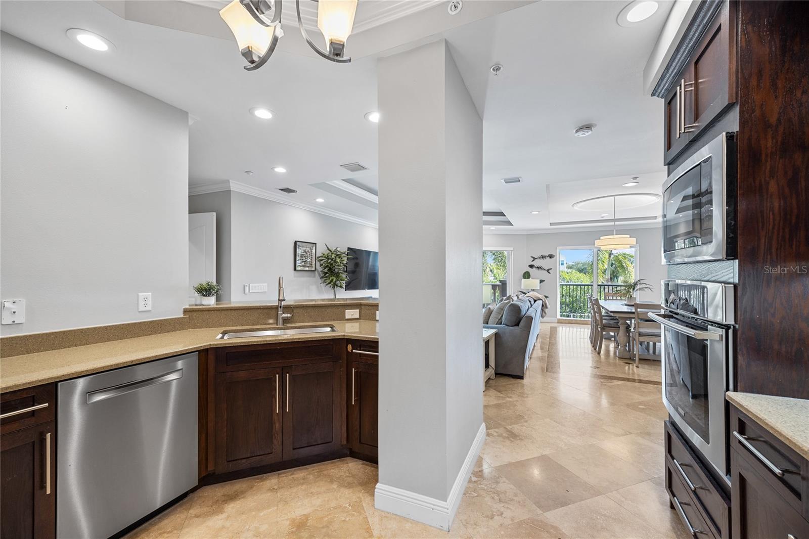 Image 19 of 57 For 604 Gulf Boulevard 207