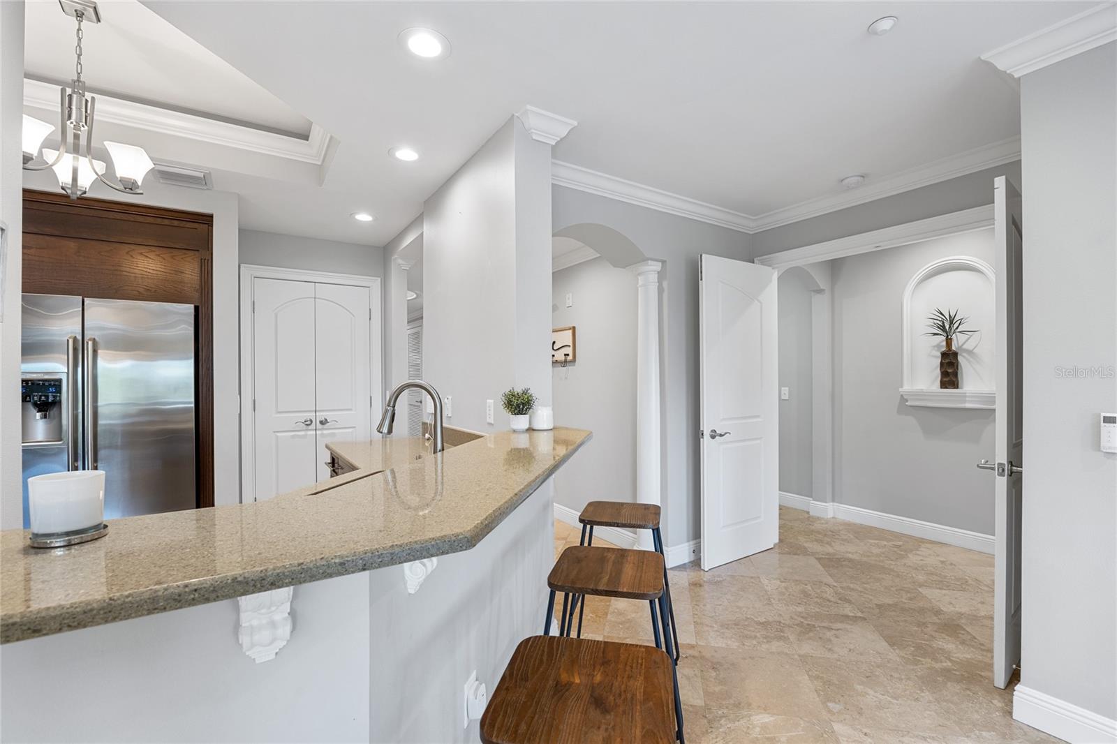 Image 22 of 57 For 604 Gulf Boulevard 207