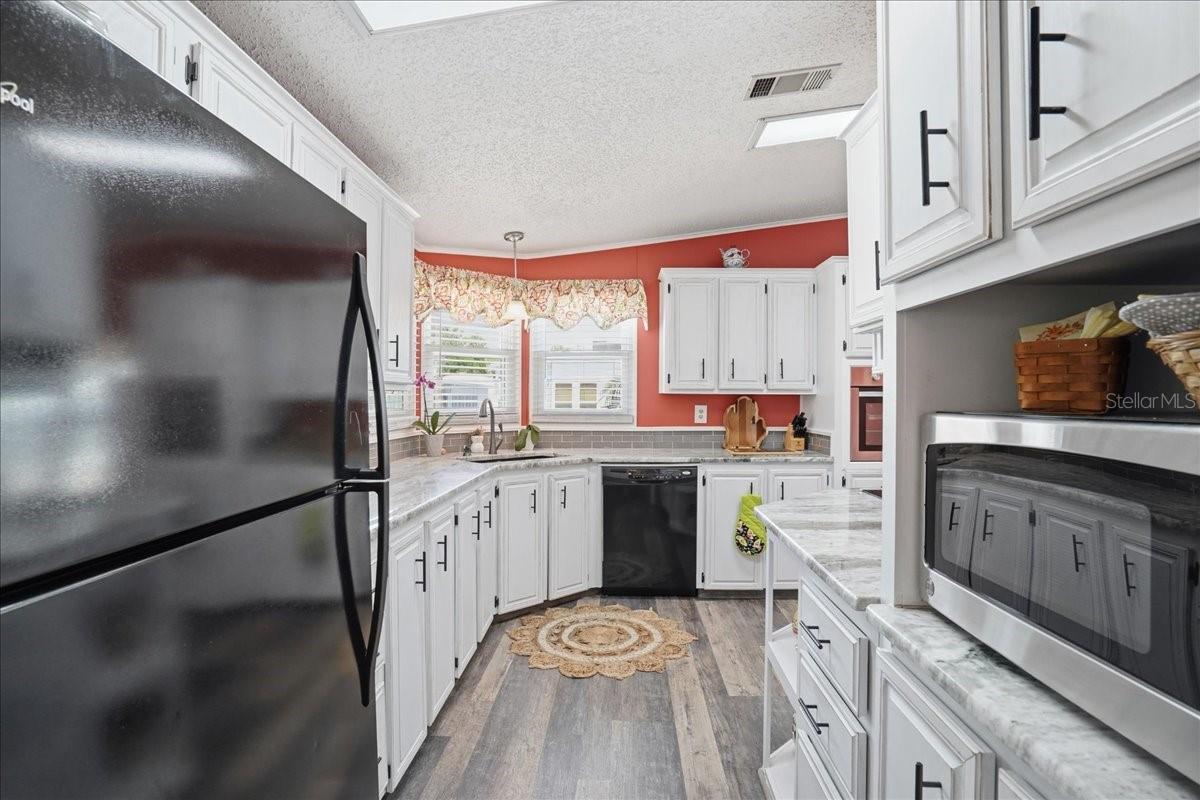 Image 8 of 38 For 1001 Starkey Road 282