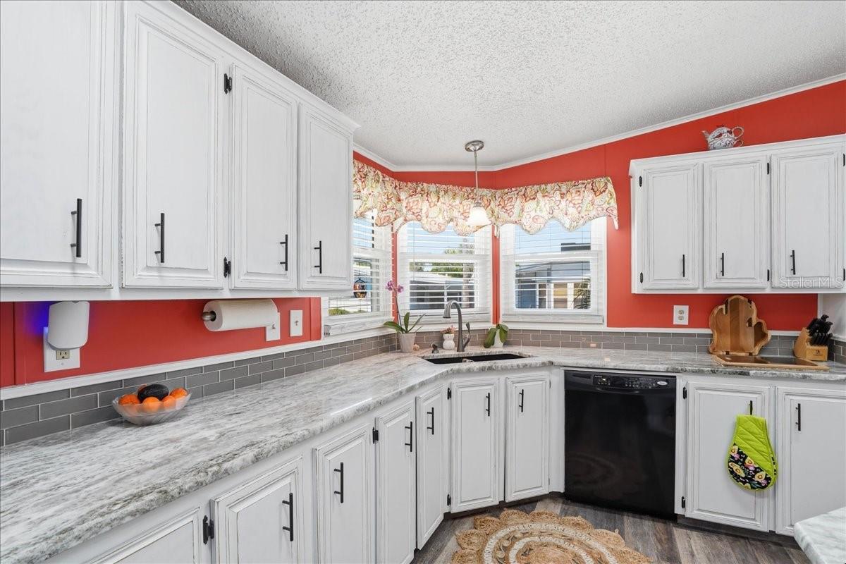 Image 9 of 38 For 1001 Starkey Road 282