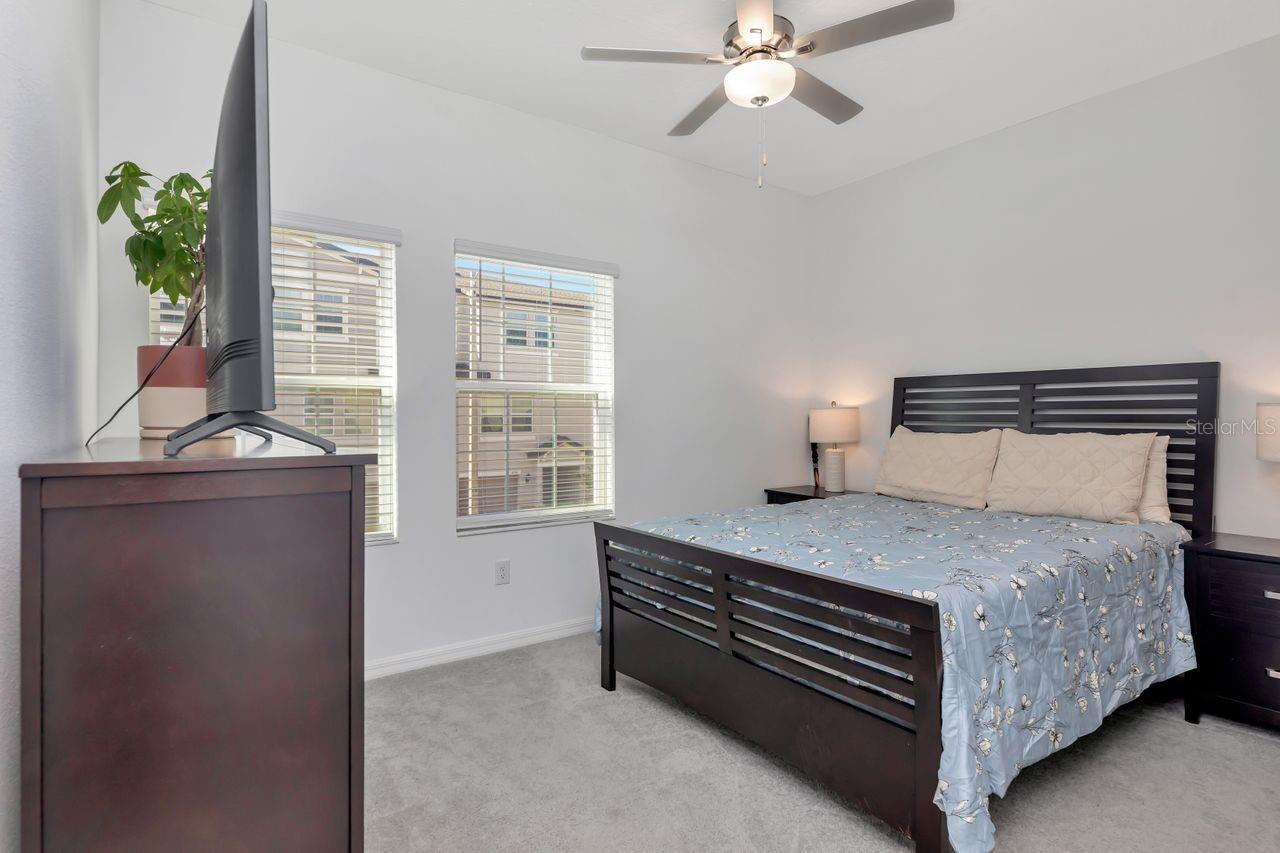 Image 17 of 34 For 4551 Tuscan Loon Drive