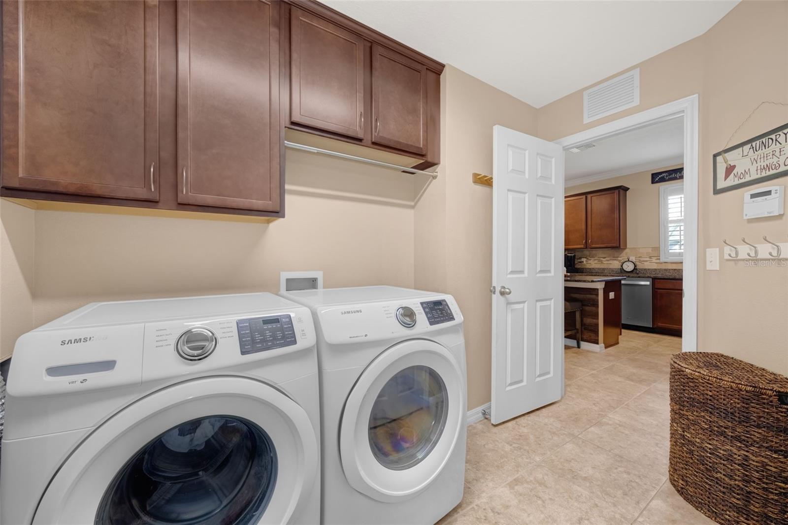 Image 34 of 68 For 5323 Crosscourt View Drive