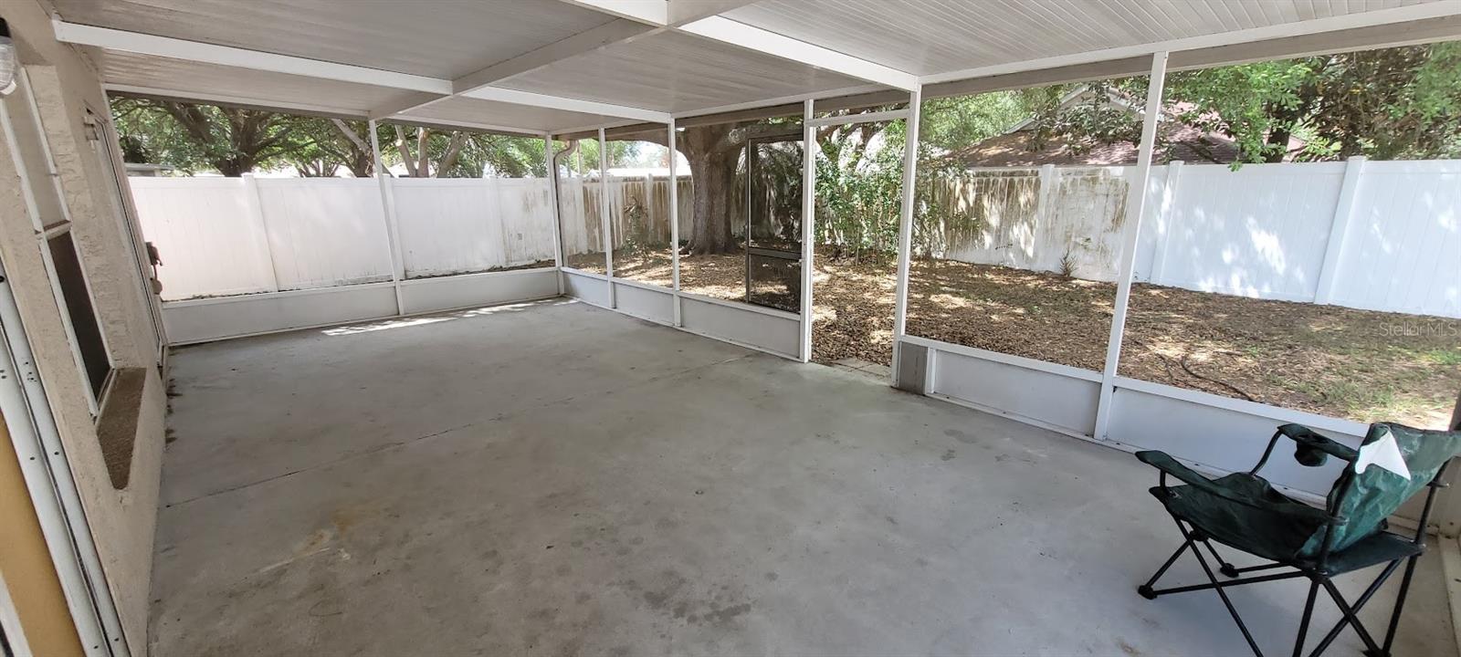 Image 12 of 28 For 1710 Tropicana Way