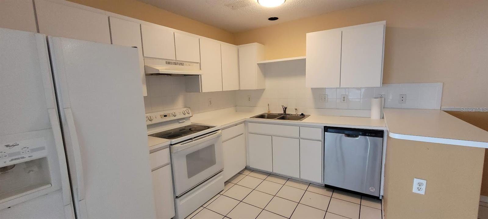 Image 6 of 28 For 1710 Tropicana Way