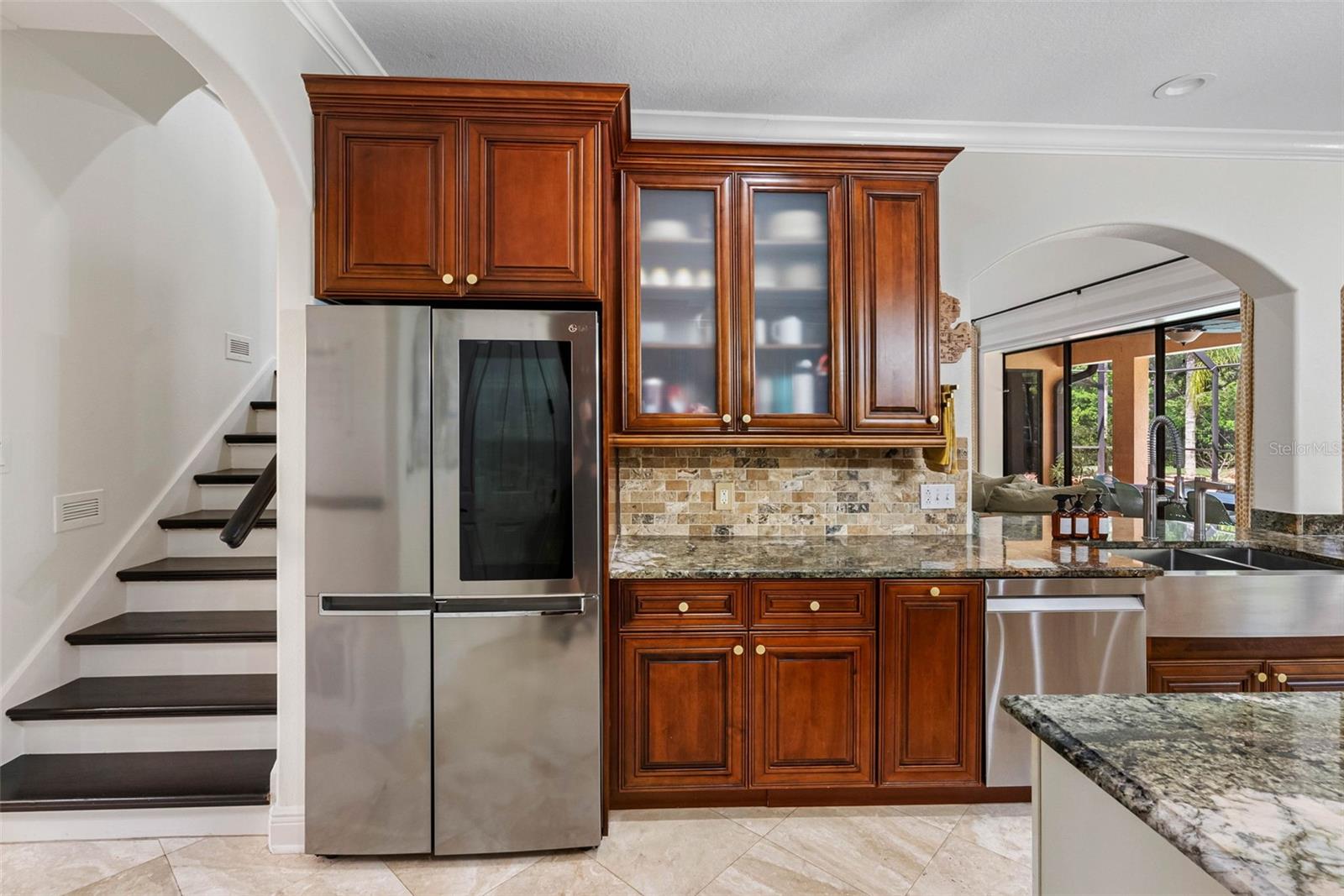 Image 15 of 55 For 22425 Oakville Drive