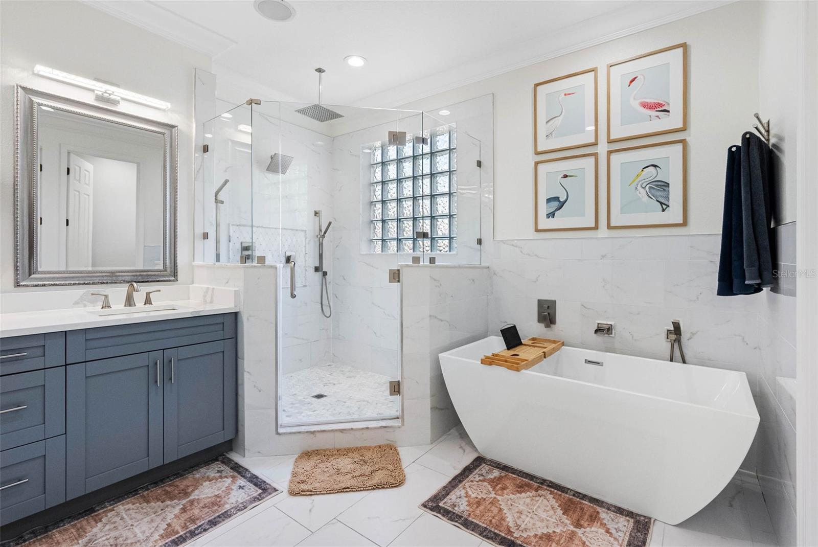 Image 20 of 55 For 22425 Oakville Drive