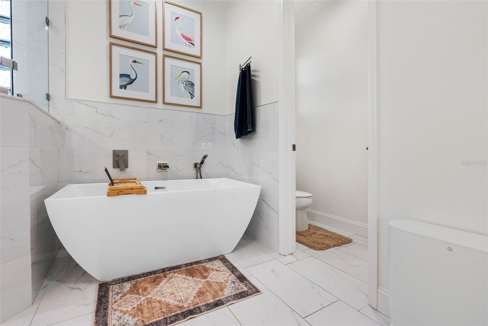 Image 22 of 55 For 22425 Oakville Drive