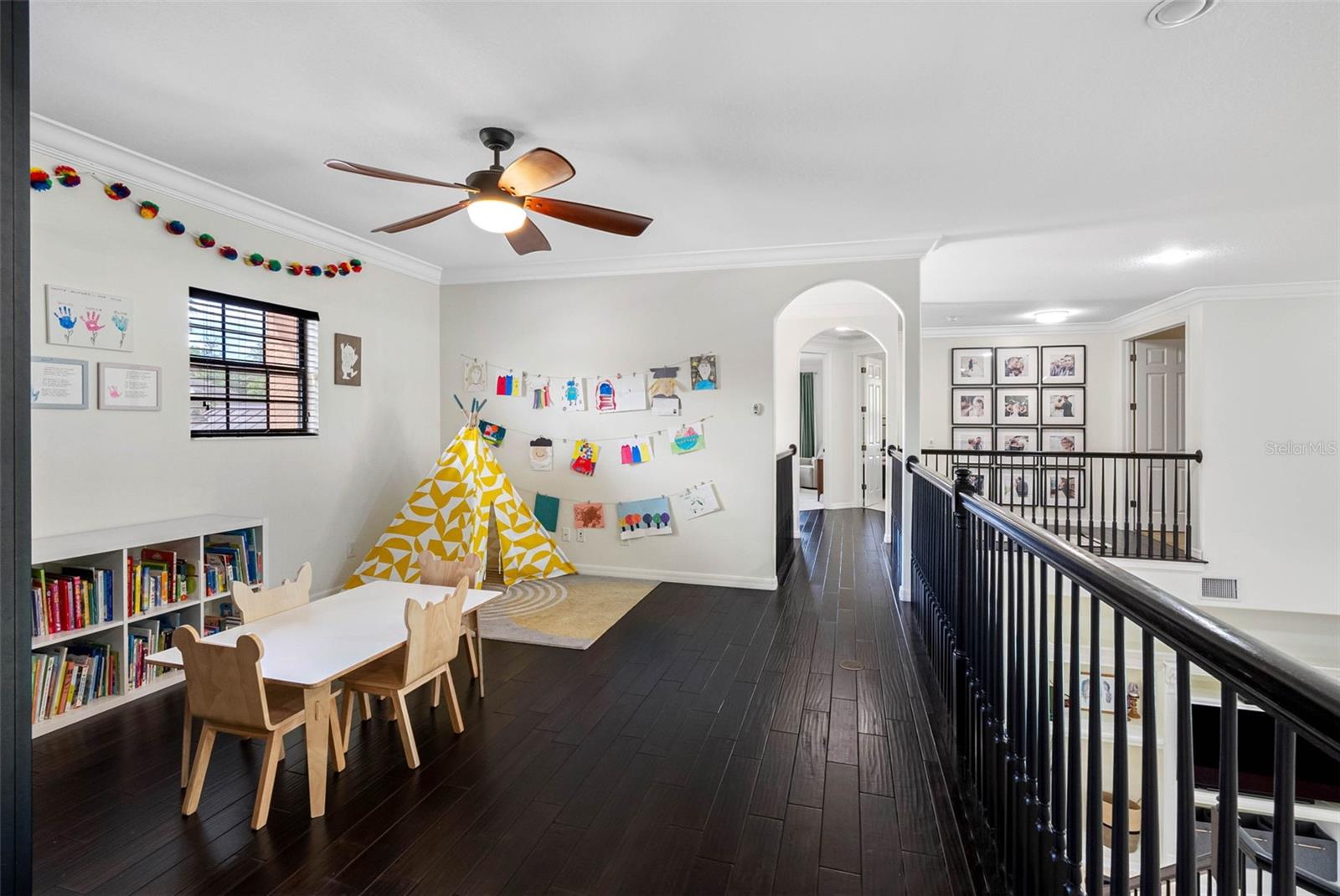 Image 27 of 55 For 22425 Oakville Drive