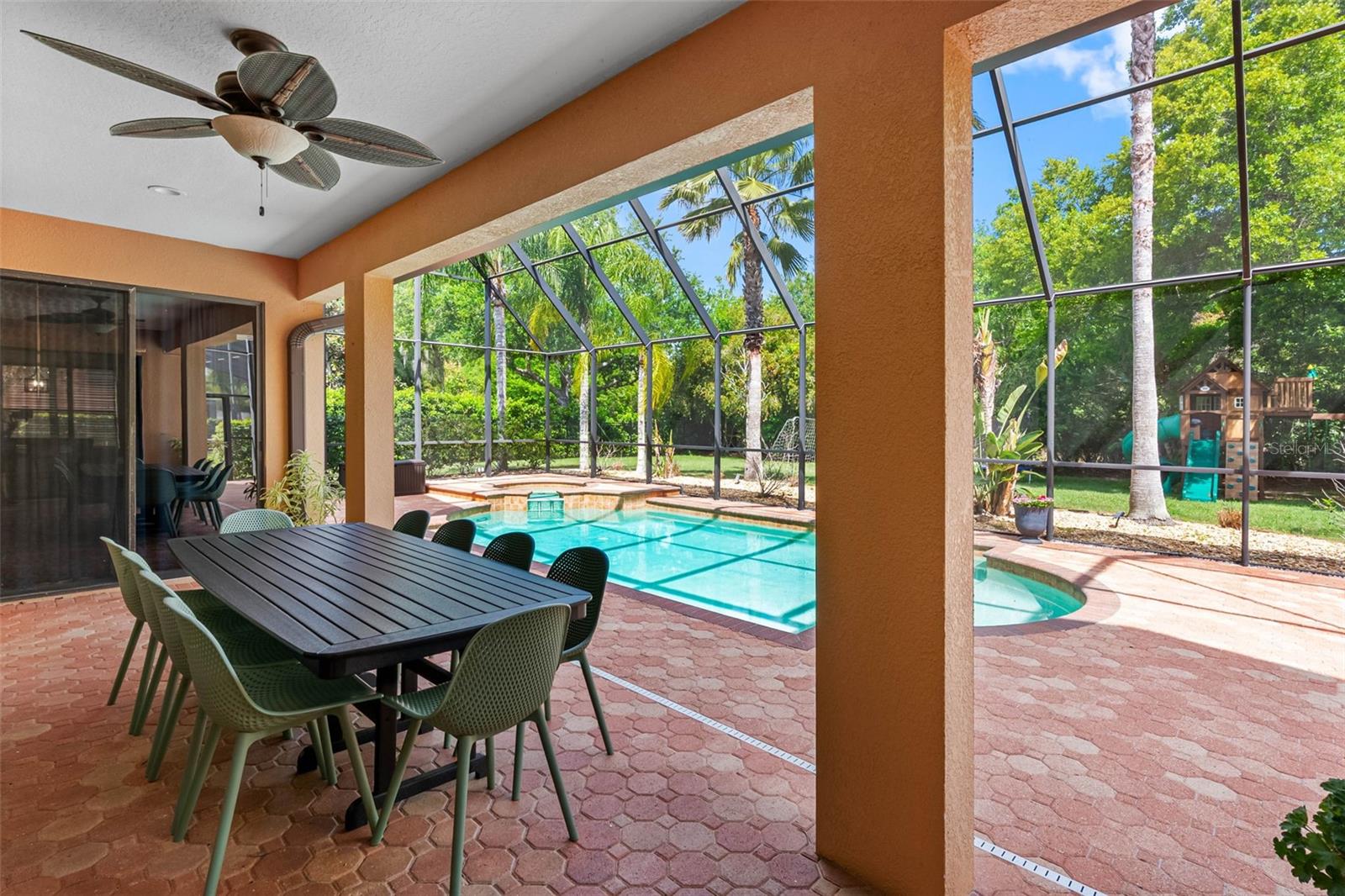 Image 42 of 55 For 22425 Oakville Drive