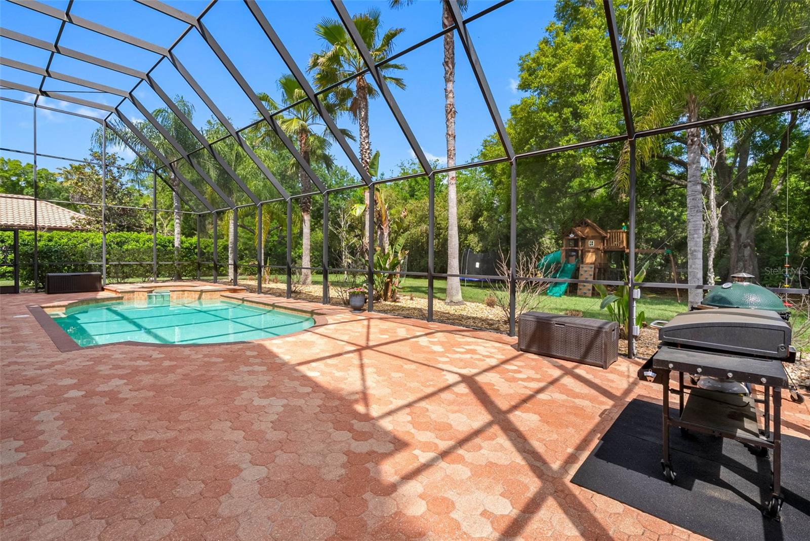 Image 43 of 55 For 22425 Oakville Drive