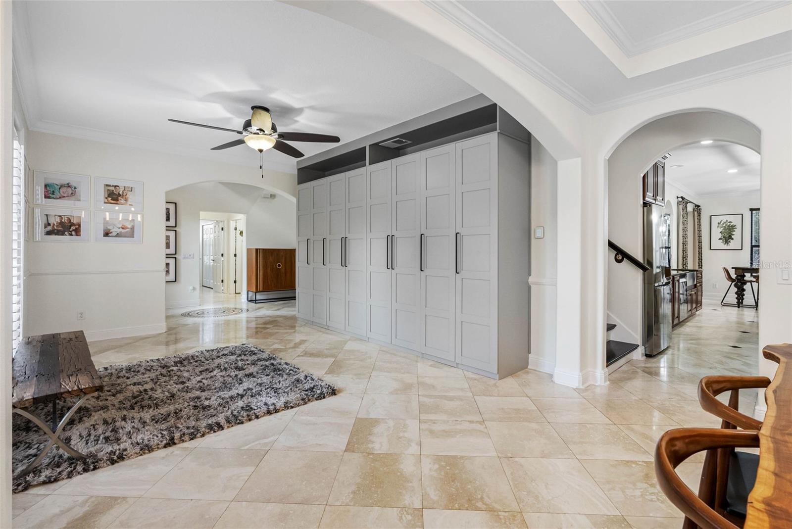 Image 6 of 55 For 22425 Oakville Drive