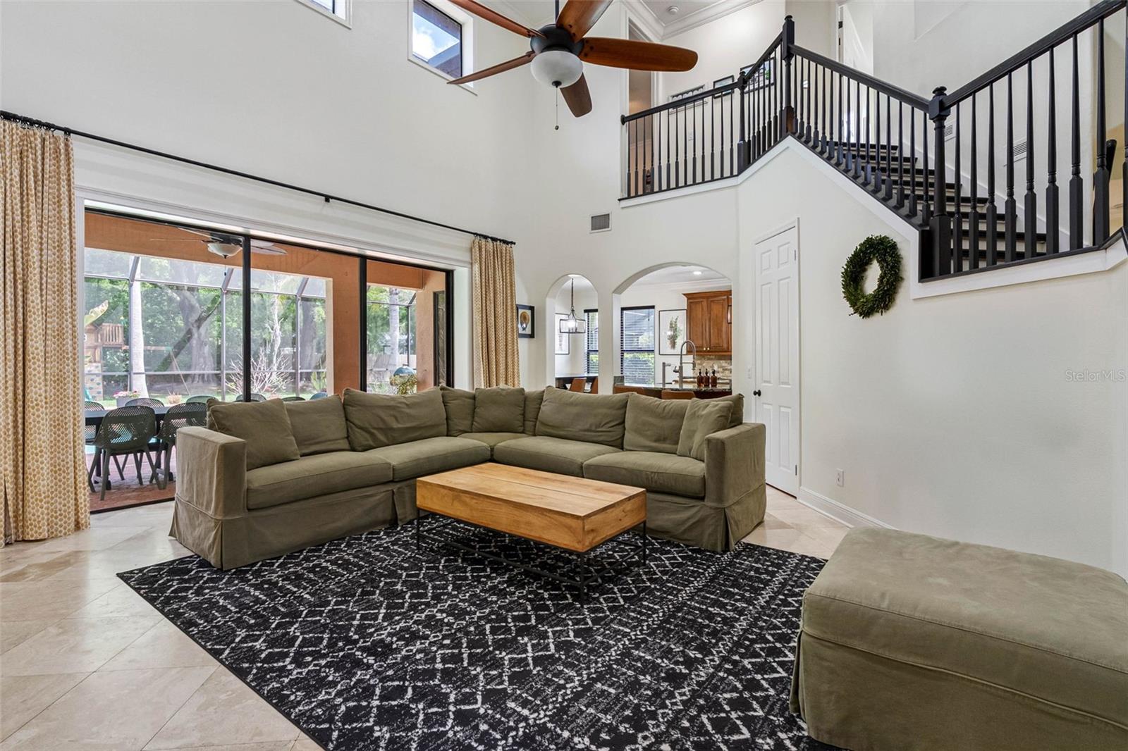 Image 8 of 55 For 22425 Oakville Drive