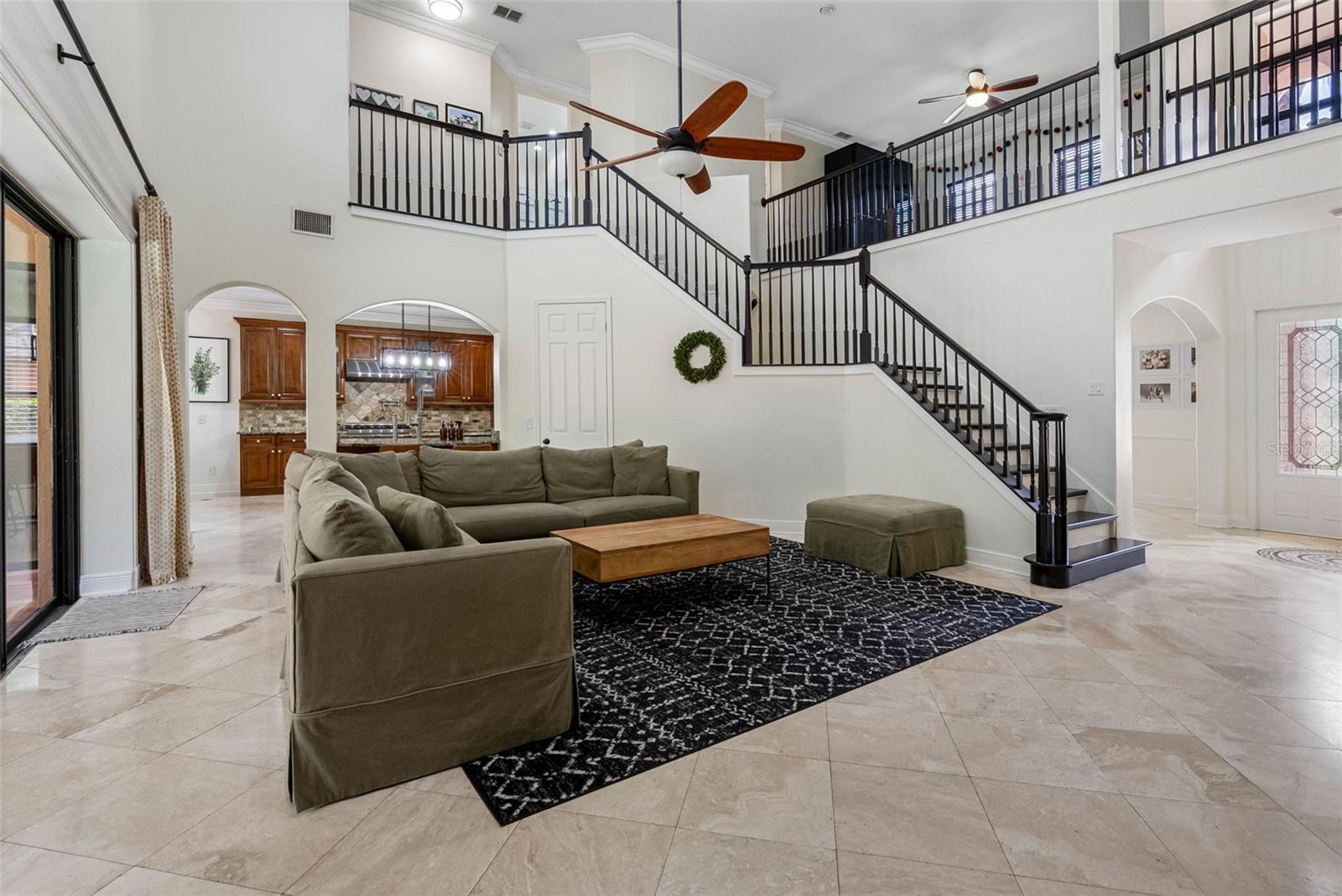 Image 9 of 55 For 22425 Oakville Drive