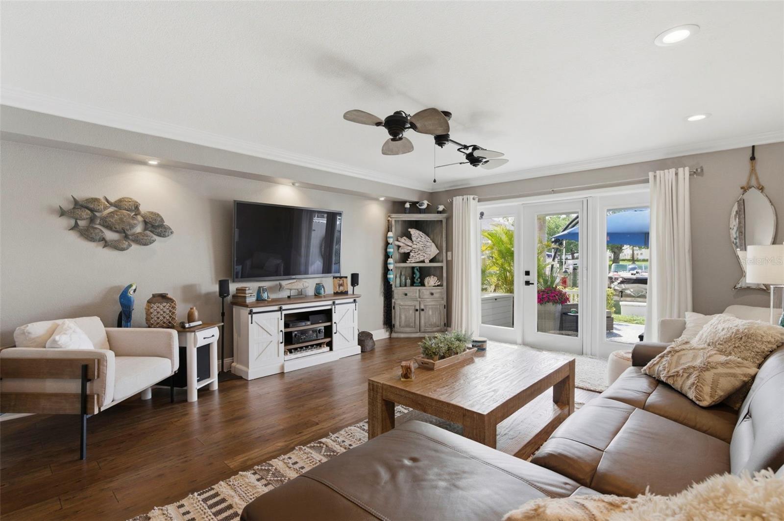 Image 16 of 88 For 4751 Coquina Key Drive Se