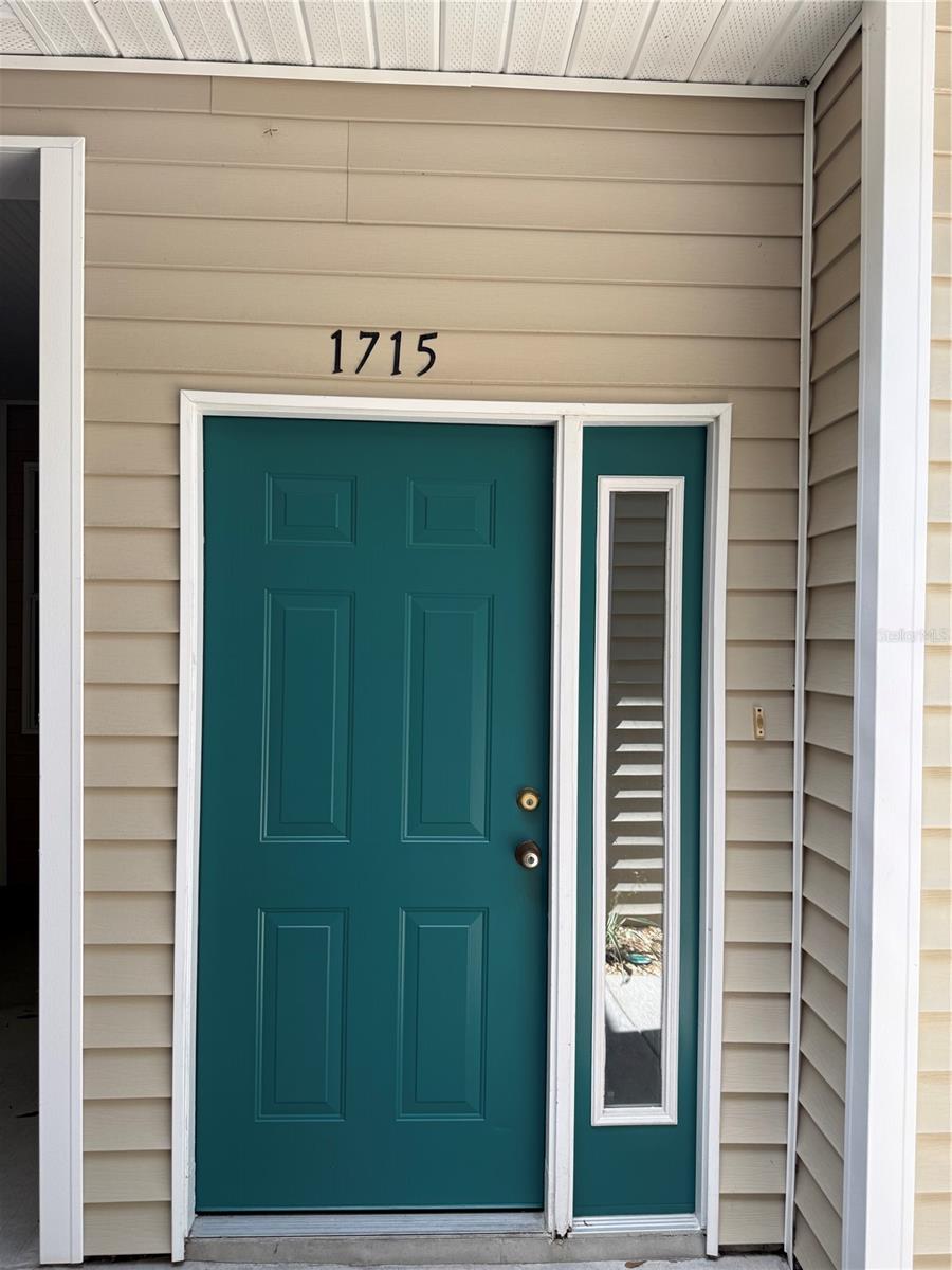 Image 3 of 30 For 1715 Hammocks Avenue 1715