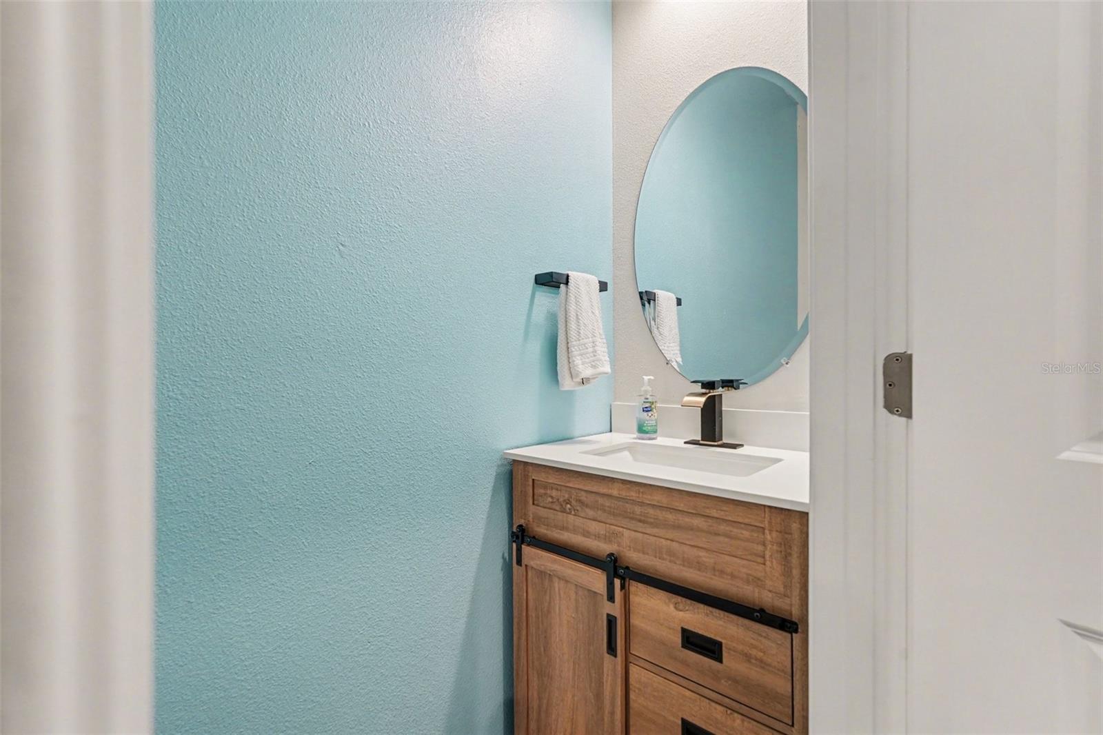 Image 16 of 39 For 10729 High Noon Trail